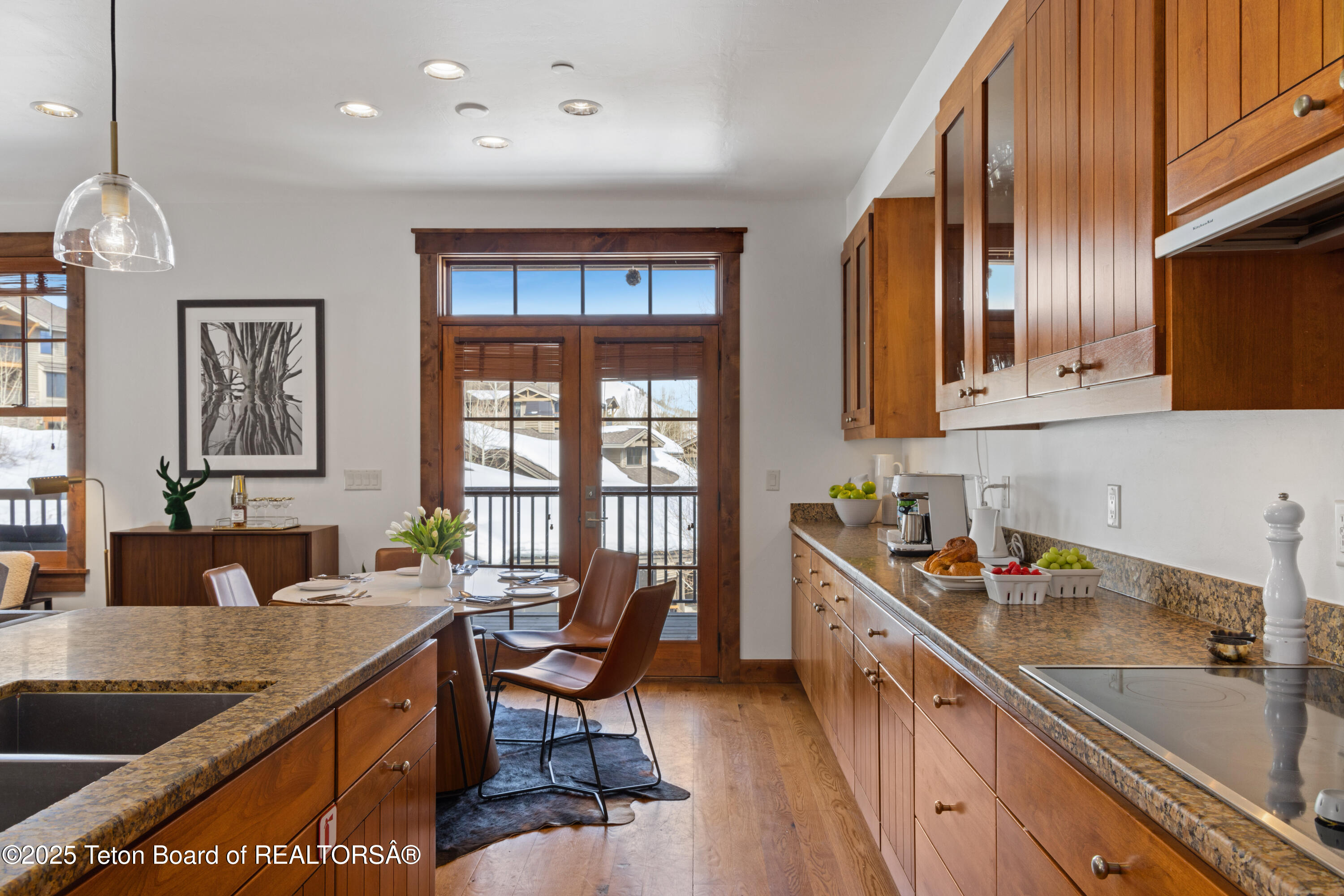 Jackson, Wyoming 83001, United States, 4 Bedrooms Bedrooms, ,4 BathroomsBathrooms,Residential,Active,123571