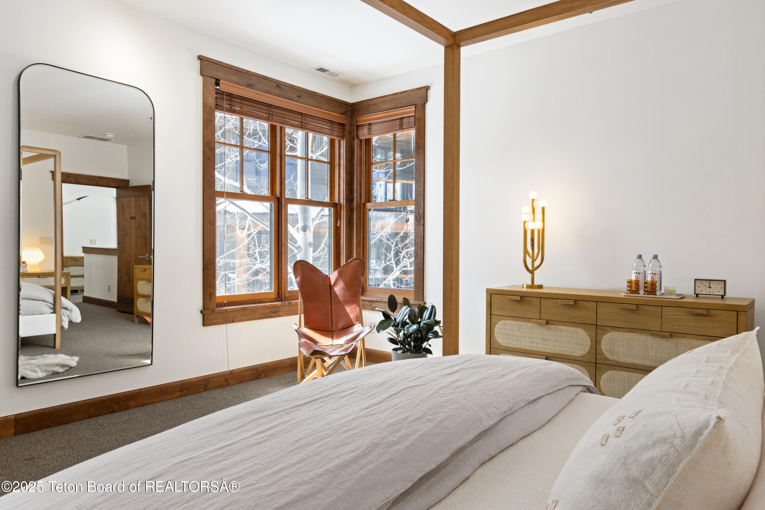 Jackson, Wyoming 83001, United States, 4 Bedrooms Bedrooms, ,4 BathroomsBathrooms,Residential,Active,123571