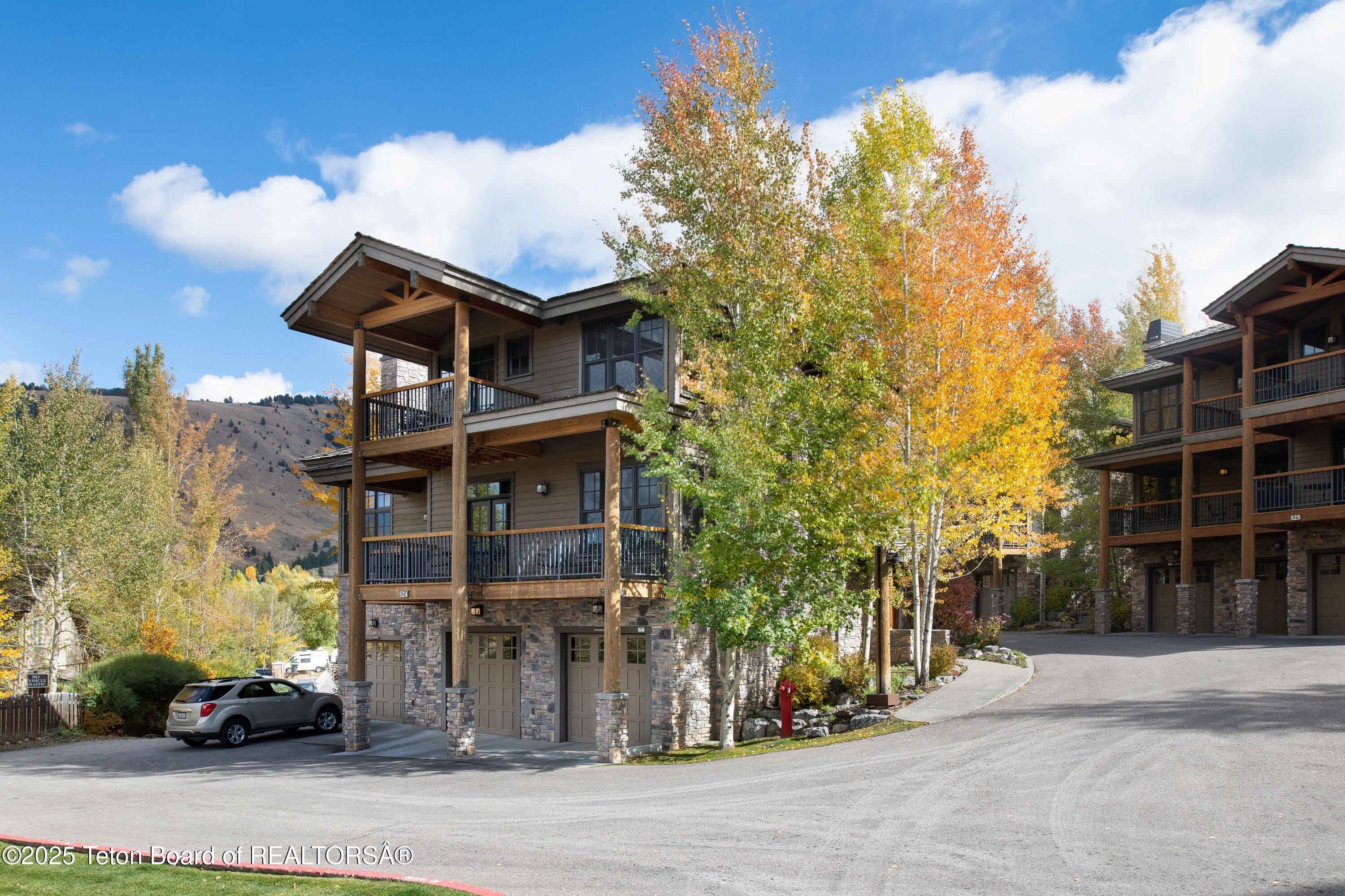 Jackson, Wyoming 83001, United States, 4 Bedrooms Bedrooms, ,4 BathroomsBathrooms,Residential,Active,123571