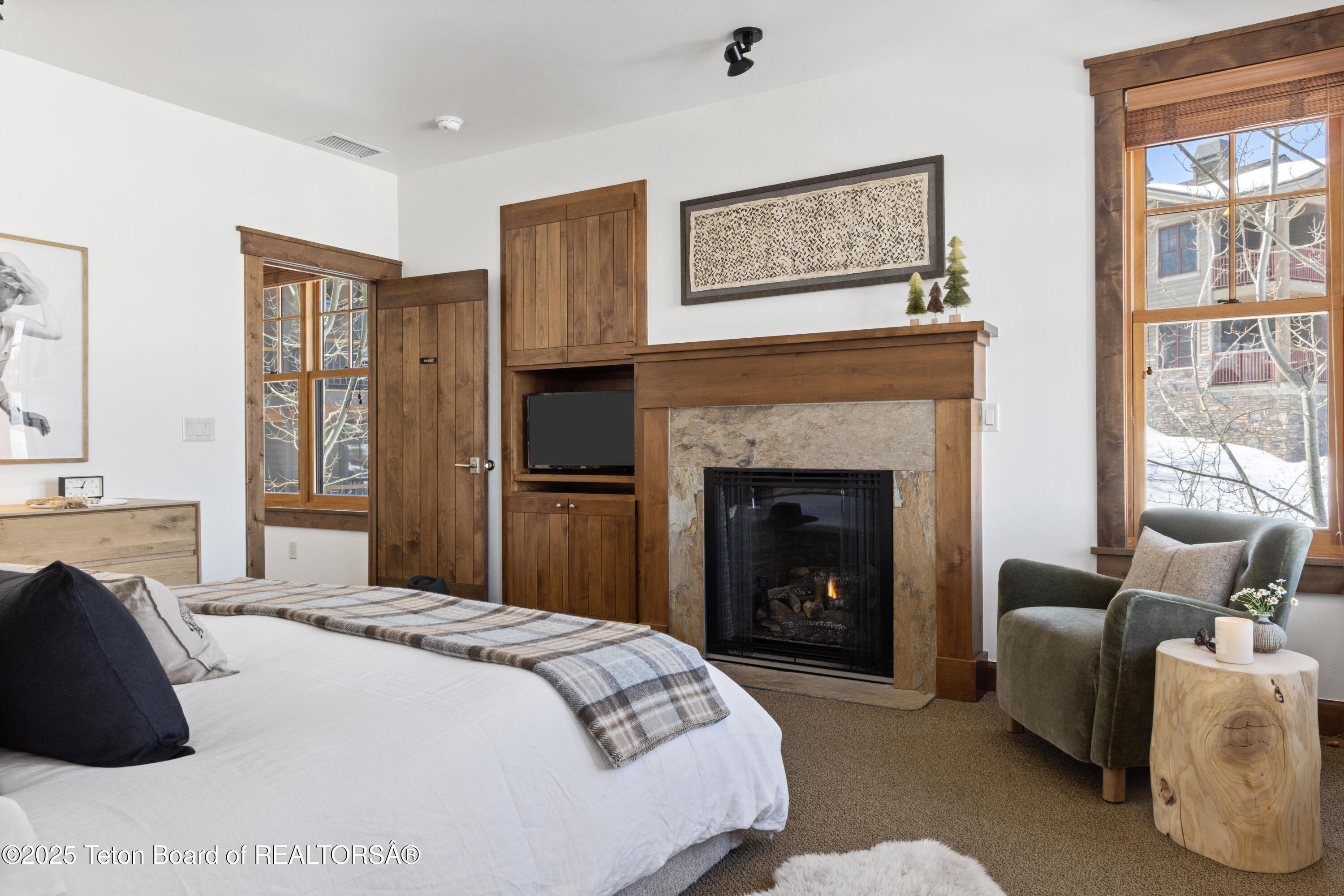 Jackson, Wyoming 83001, United States, 4 Bedrooms Bedrooms, ,4 BathroomsBathrooms,Residential,Active,123571