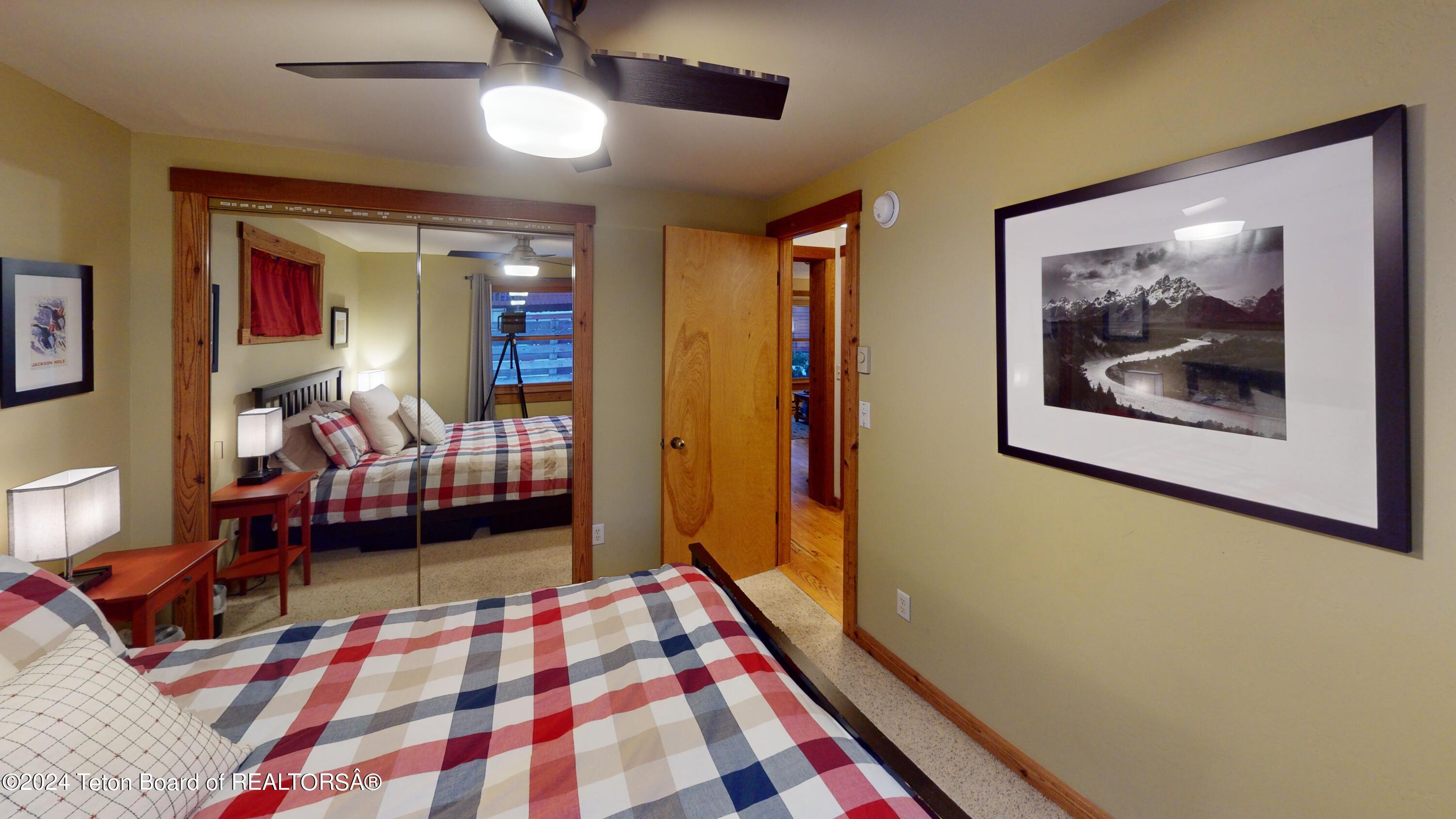 Jackson, Wyoming 83001, United States, 2 Bedrooms Bedrooms, ,1 BathroomBathrooms,Residential,Pending,64833