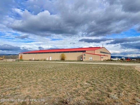 Photo of 19 CROSSFIRE Road, Pinedale, WY 82941 (MLS # 26-2592)