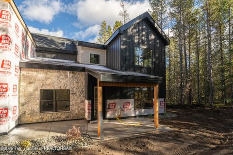 Photo of 4353 Yeti Lane, Island Park, ID 83429 (MLS # 25-2705)