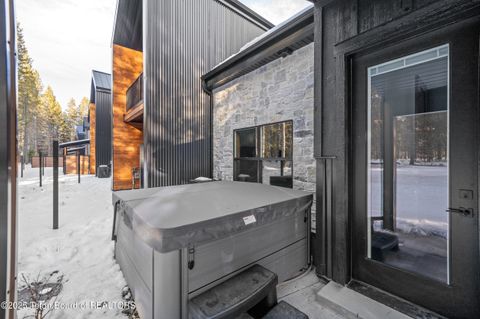 Photo of 4353 Yeti Lane, Island Park, ID 83429 (MLS # 25-2705)