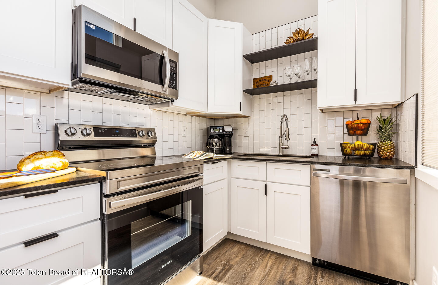 Victor, Idaho 83455, United States, 2 Bedrooms Bedrooms, ,1 BathroomBathrooms,Residential,Active,112339