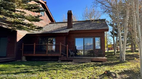 Photo of 1662 N East Butte Road, Jackson, WY 83001 (MLS # 25-2693) Photo of 1662 N East Butte Road, Jackson, WY 83001 (MLS # 25-2693)