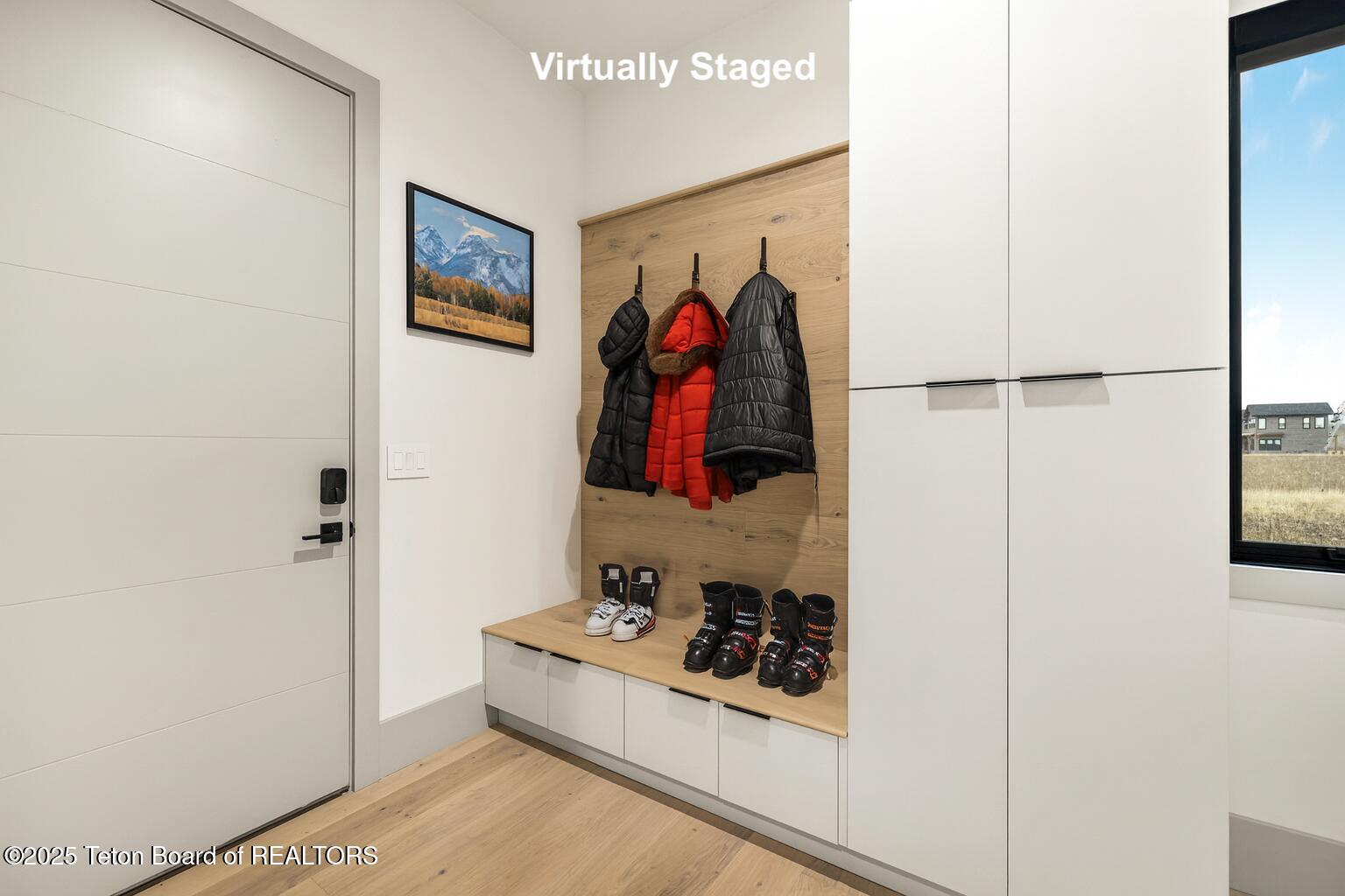 Driggs, Idaho 83422, United States, 4 Bedrooms Bedrooms, ,5 BathroomsBathrooms,Residential,Active,249048