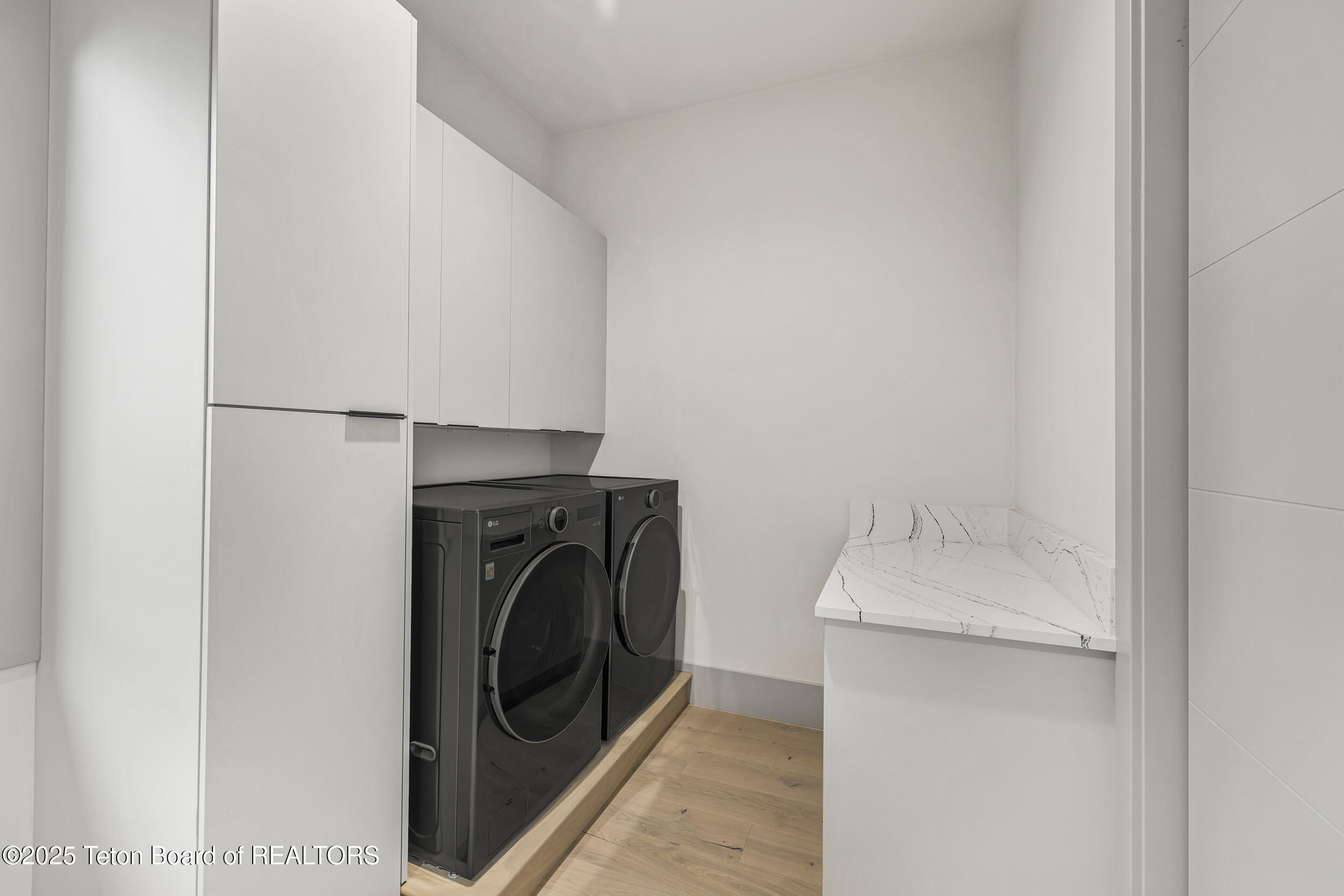 Driggs, Idaho 83422, United States, 4 Bedrooms Bedrooms, ,5 BathroomsBathrooms,Residential,Active,249048