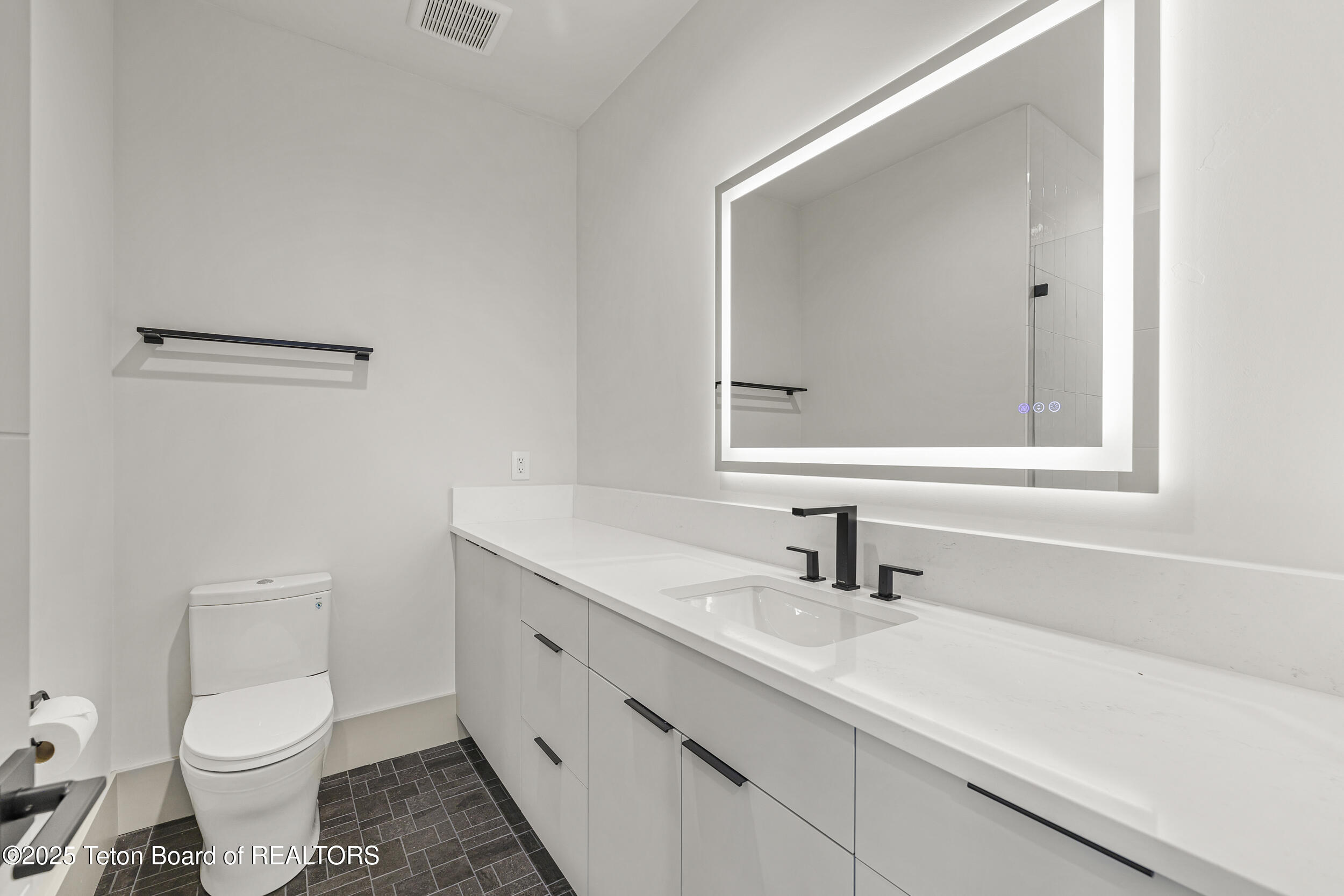 Driggs, Idaho 83422, United States, 4 Bedrooms Bedrooms, ,5 BathroomsBathrooms,Residential,Active,249048