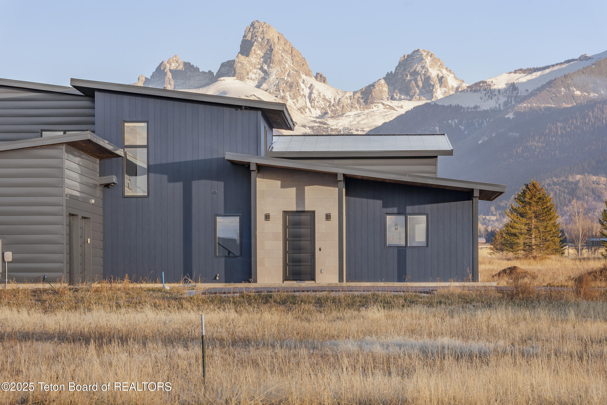 Driggs, Idaho 83422, United States, 4 Bedrooms Bedrooms, ,5 BathroomsBathrooms,Residential,Active,249048