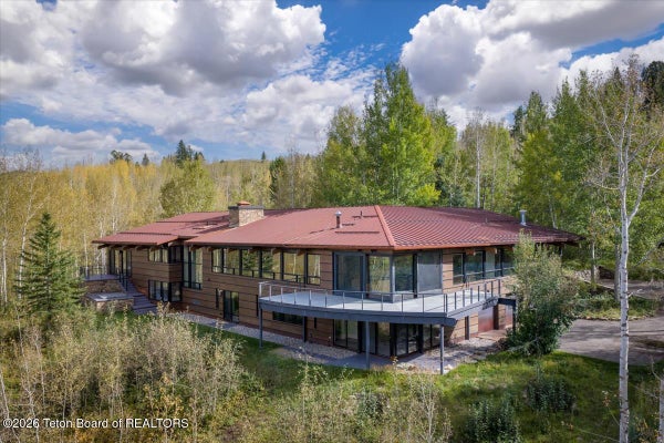 525 S INDIAN SPRINGS DR, JACKSON, WY 83001 - Image 3bdc06527fd77bdcf83d6d9d56e80a8f/318950047