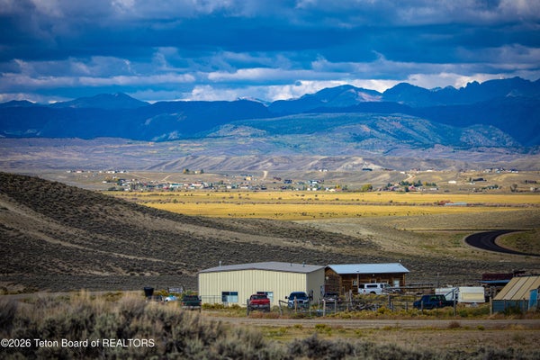 21 INDUSTRIAL SITE RD, PINEDALE, WY 82941 - Image 3dac6a405b025e57389c19b46efcadda/386749036