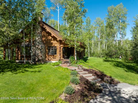 Photo of 9952 LITTLE PINE Lane, Victor, ID 83455 (MLS # 26-1343)