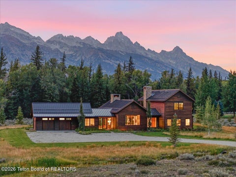 Photo of 8540 PORTER LOOP Road, Jackson, WY 83001 (MLS # 26-2396)
