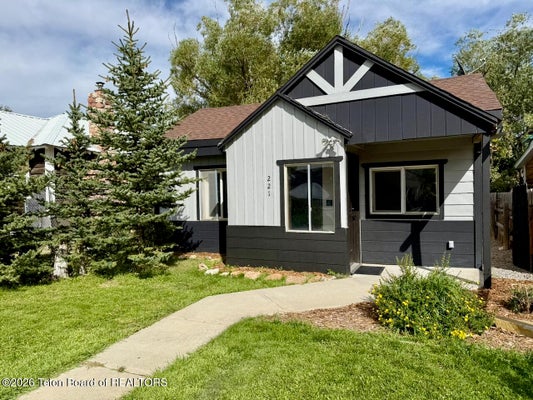 221 N MAYBELL AVE, PINEDALE, WY 82941 - Image 438d5c4edc2c4f25bdf04a66eba558e0/1957011034