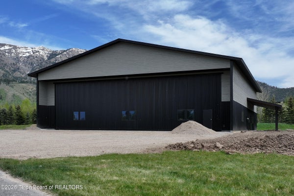 333 FUNK FAIRWAY, ALPINE, WY 83128 - Image 439cba6bea6fe62439b7f3b4e894e75f/1243616291