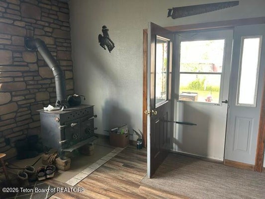 444 LINCOLN LN, THAYNE, WY 83127 - Image 483253dee0f0f17216bfcb6a00a87c9b/885027443