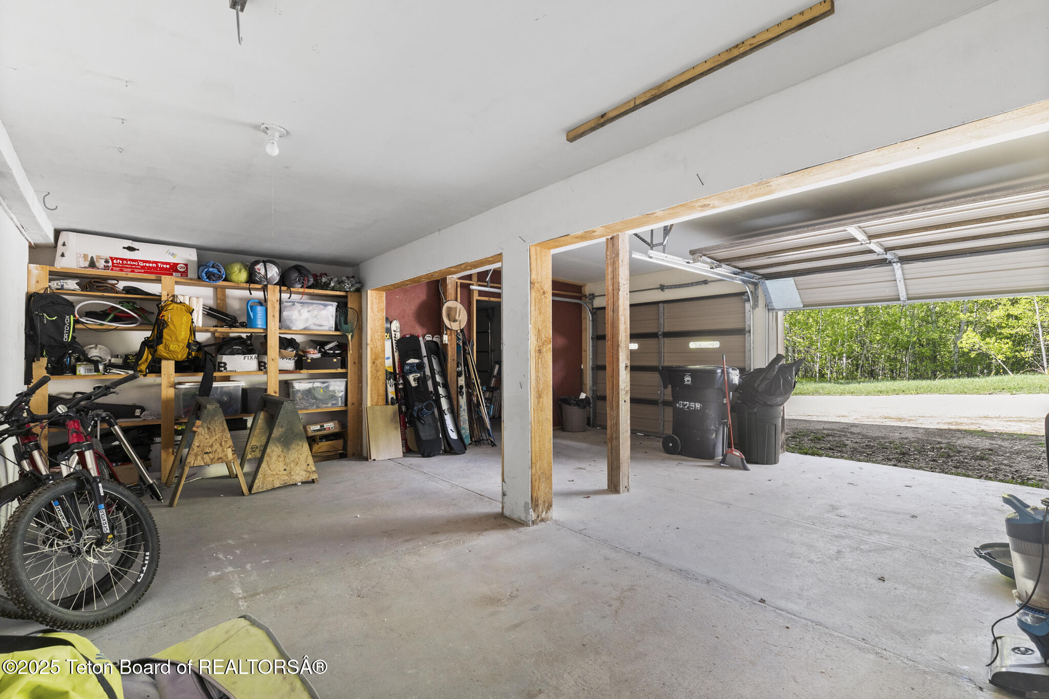 Victor, Idaho 83455, United States, 6 Bedrooms Bedrooms, ,4 BathroomsBathrooms,Residential,Active,142361