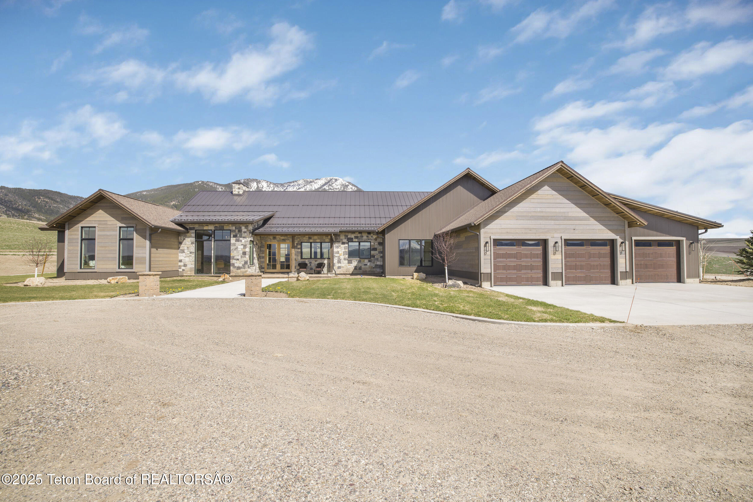 Swan Valley, Idaho 83449, United States, 4 Bedrooms Bedrooms, ,4 BathroomsBathrooms,Residential,Active,225448