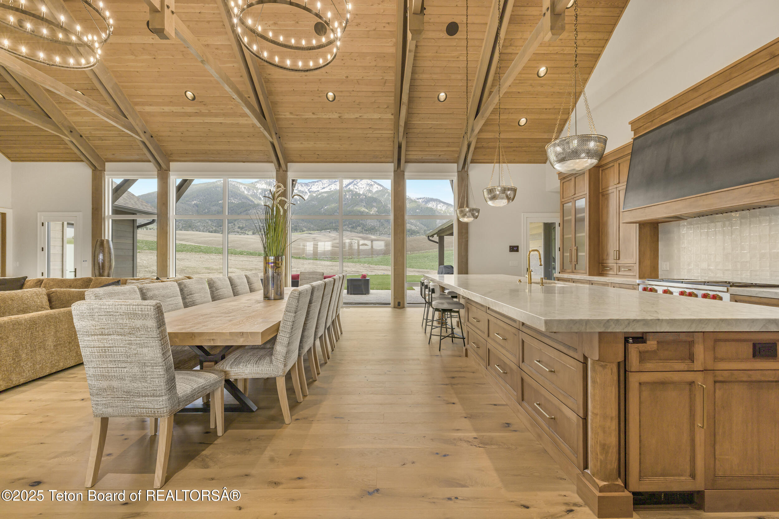 Swan Valley, Idaho 83449, United States, 4 Bedrooms Bedrooms, ,4 BathroomsBathrooms,Residential,Active,225448