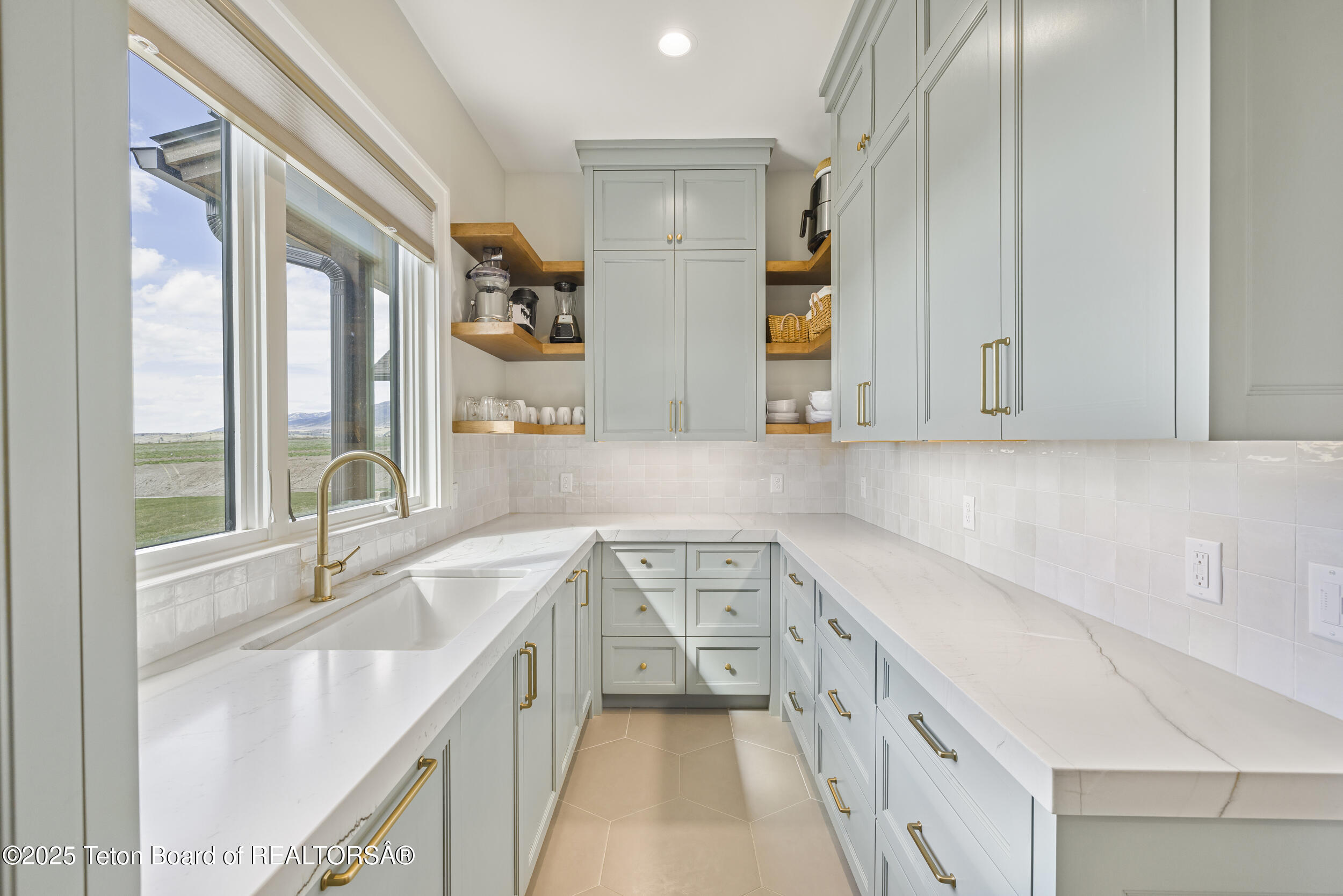 Swan Valley, Idaho 83449, United States, 4 Bedrooms Bedrooms, ,4 BathroomsBathrooms,Residential,Active,225448