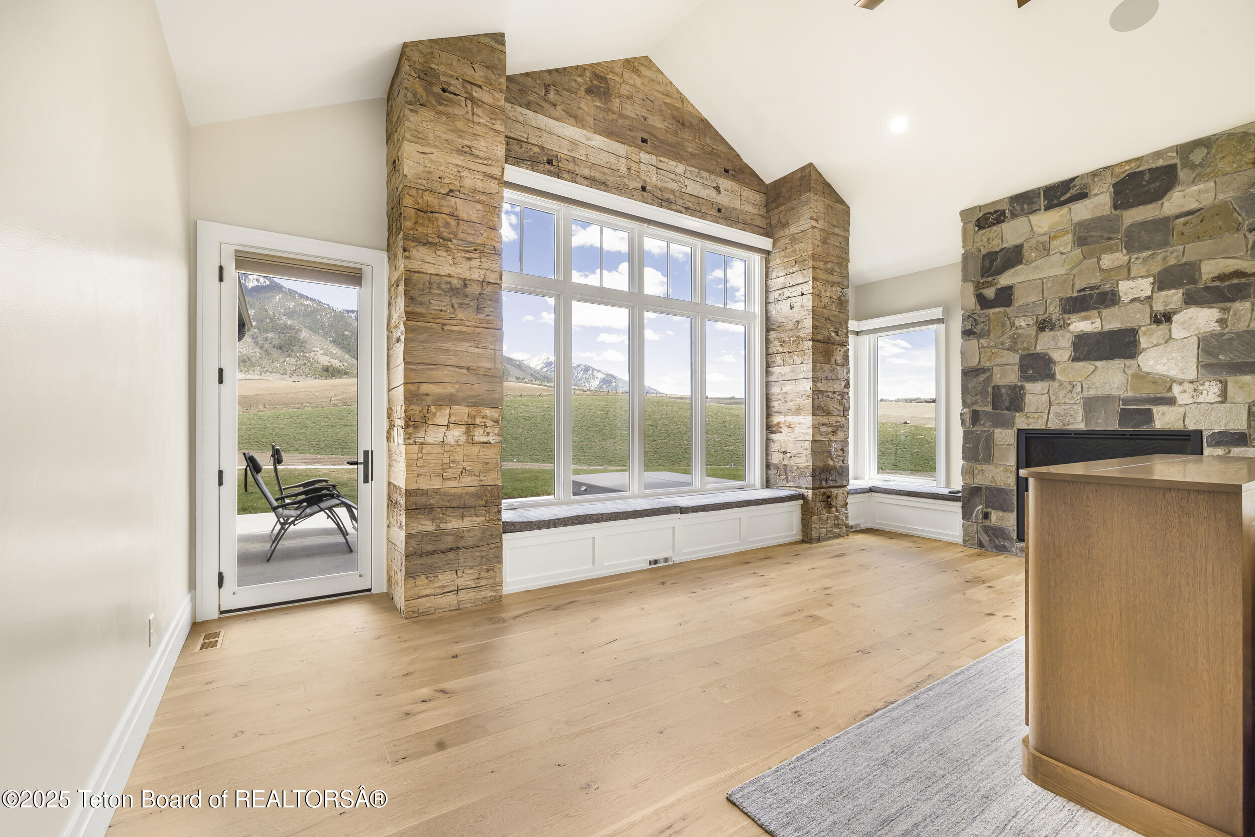 Swan Valley, Idaho 83449, United States, 4 Bedrooms Bedrooms, ,4 BathroomsBathrooms,Residential,Active,225448