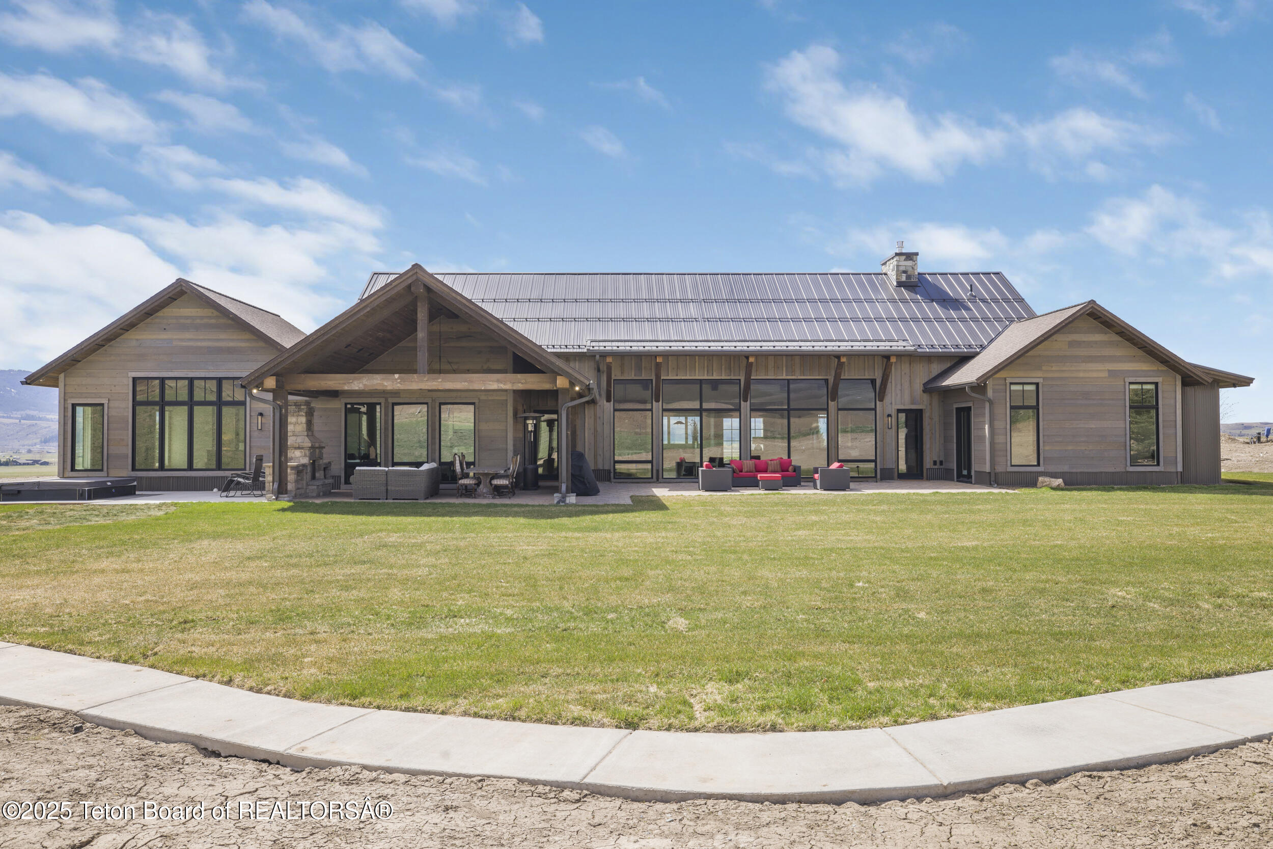 Swan Valley, Idaho 83449, United States, 4 Bedrooms Bedrooms, ,4 BathroomsBathrooms,Residential,Active,225448