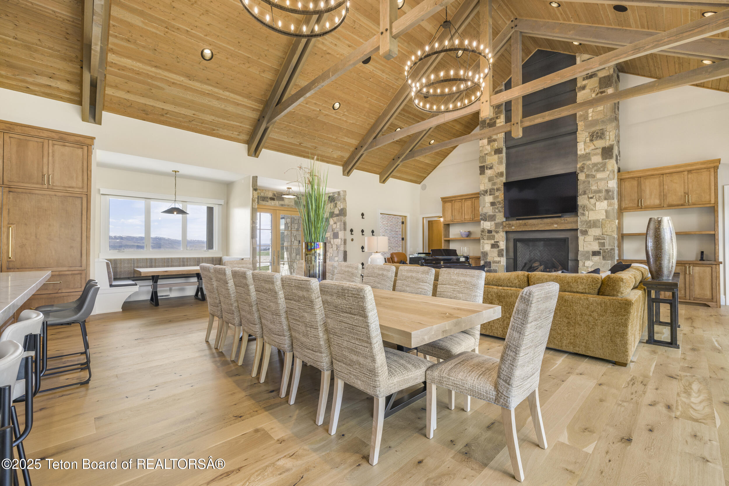 Swan Valley, Idaho 83449, United States, 4 Bedrooms Bedrooms, ,4 BathroomsBathrooms,Residential,Active,225448