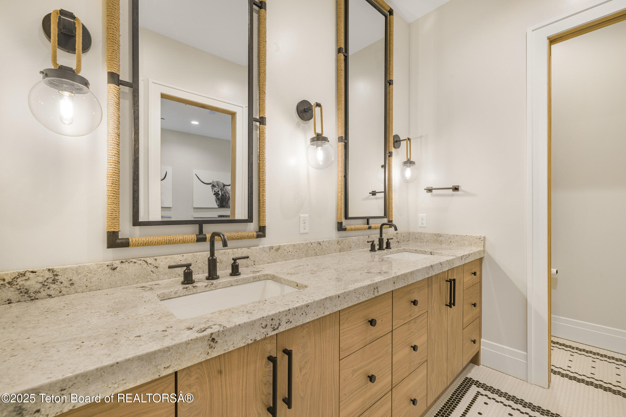 Swan Valley, Idaho 83449, United States, 4 Bedrooms Bedrooms, ,4 BathroomsBathrooms,Residential,Active,225448