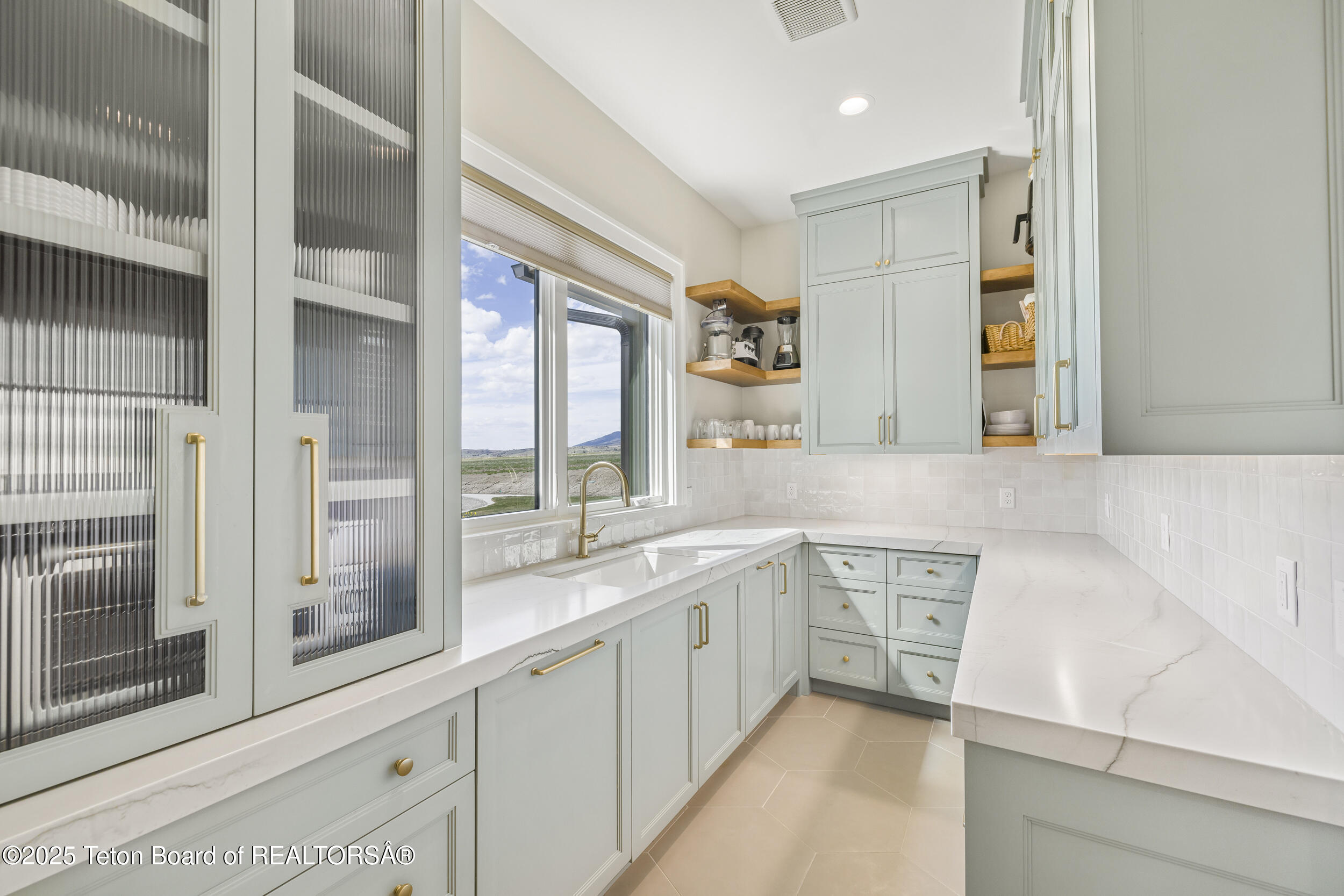 Swan Valley, Idaho 83449, United States, 4 Bedrooms Bedrooms, ,4 BathroomsBathrooms,Residential,Active,225448