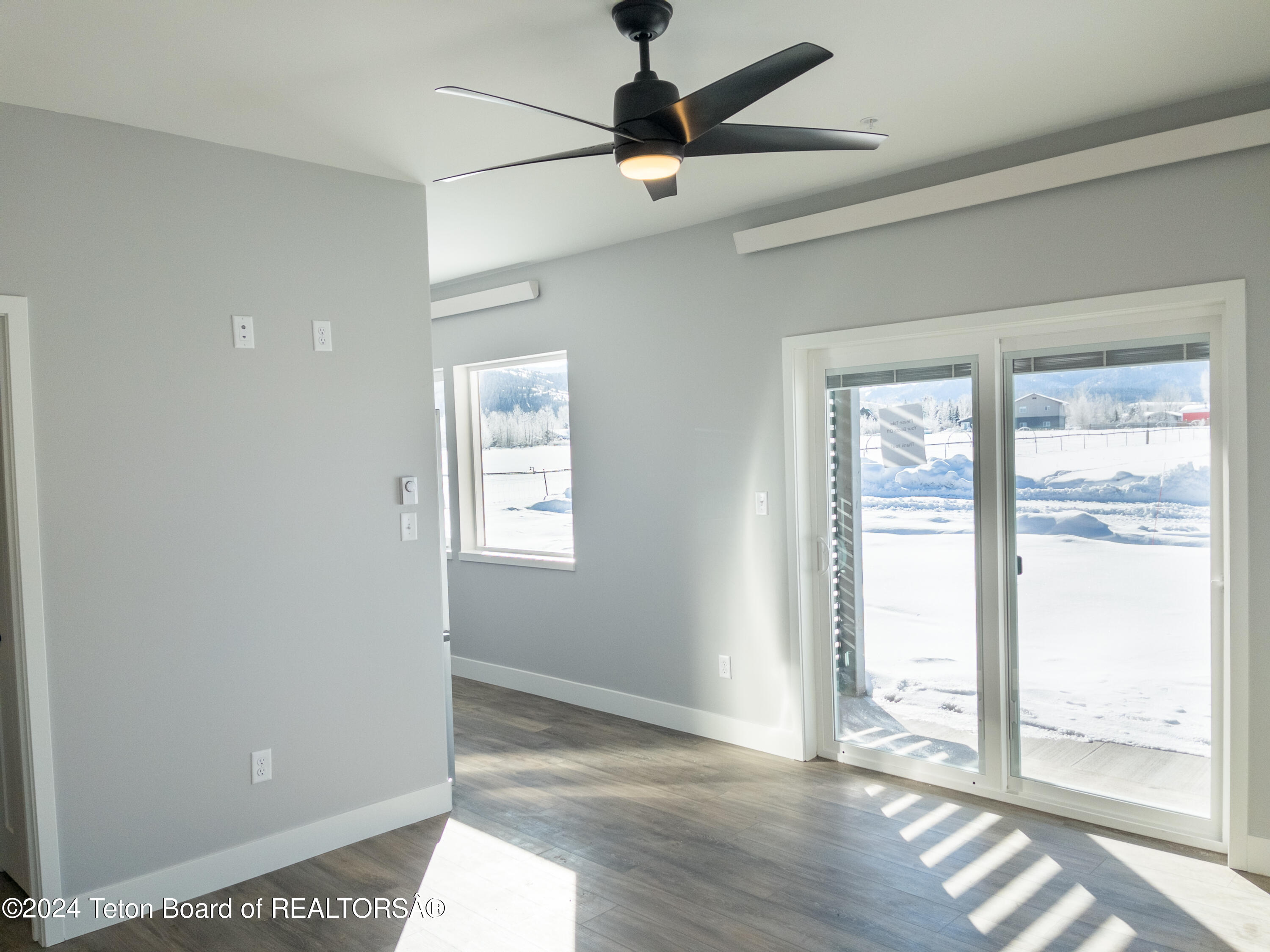 Victor, Idaho 83455, United States, 2 Bedrooms Bedrooms, ,1 BathroomBathrooms,Residential,Pending,64526