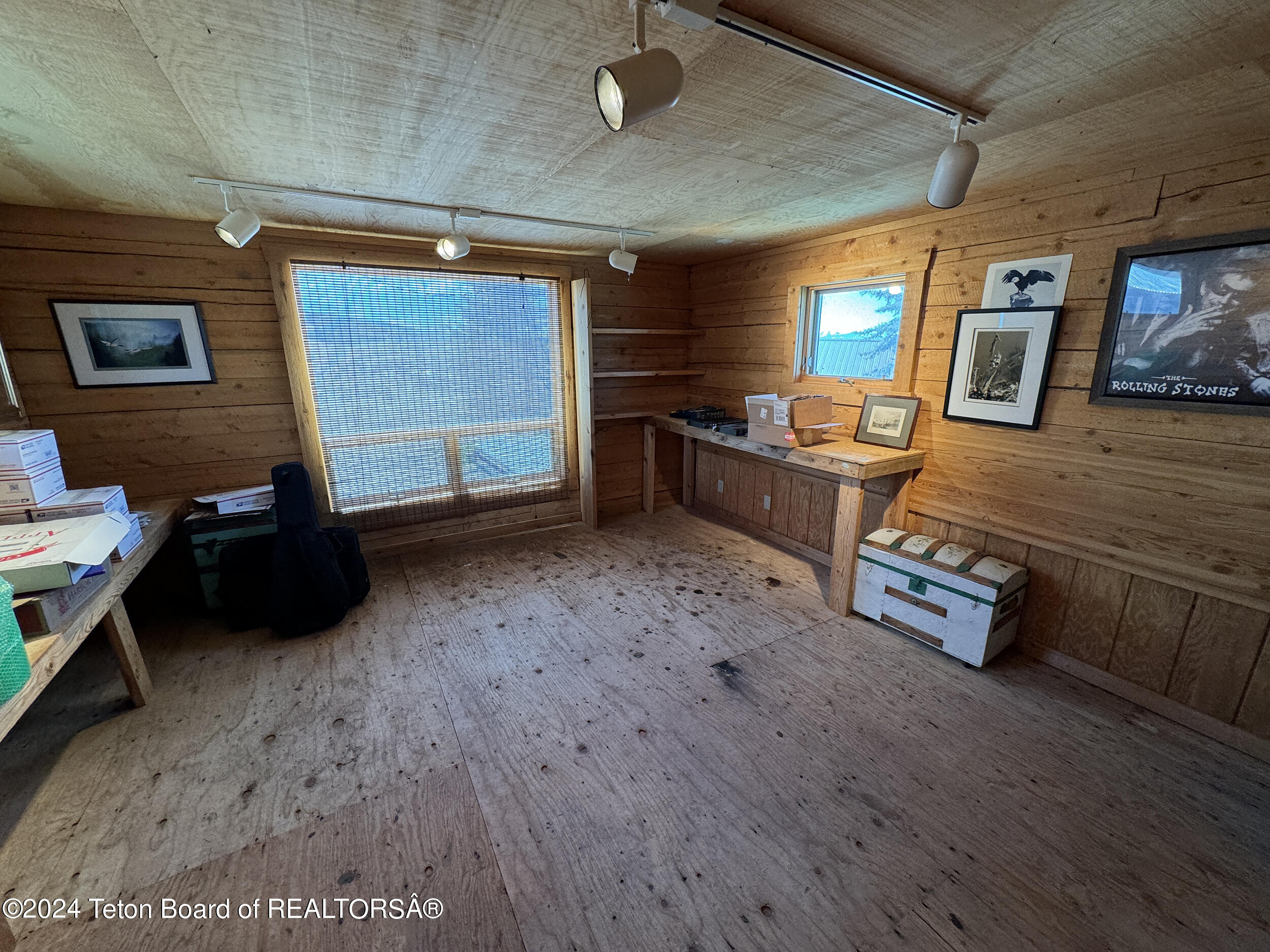 Alta, Wyoming 83414, United States, 5 Bedrooms Bedrooms, ,3 BathroomsBathrooms,Residential,Active,57457