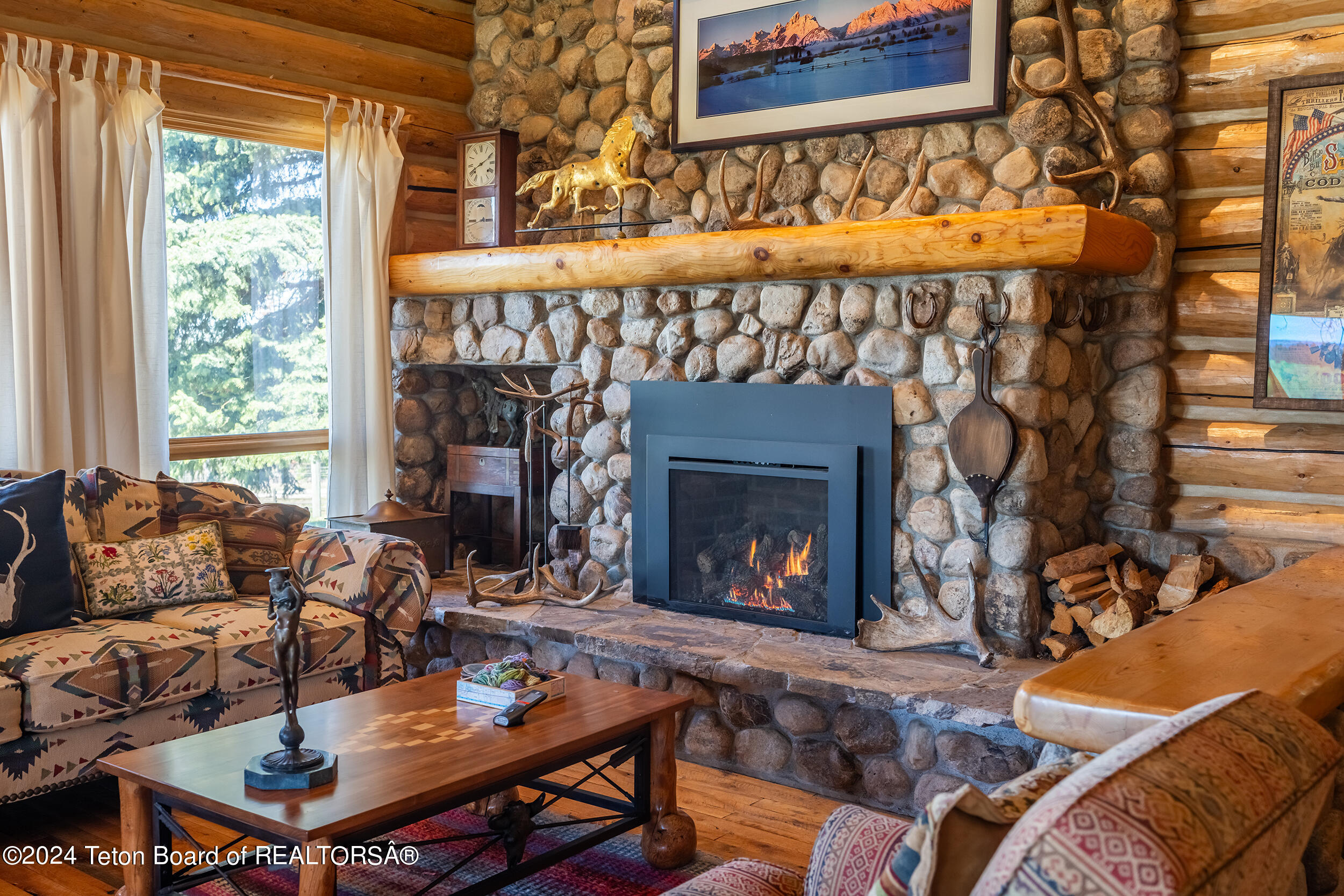 Alta, Wyoming 83414, United States, 5 Bedrooms Bedrooms, ,3 BathroomsBathrooms,Residential,Active,57457