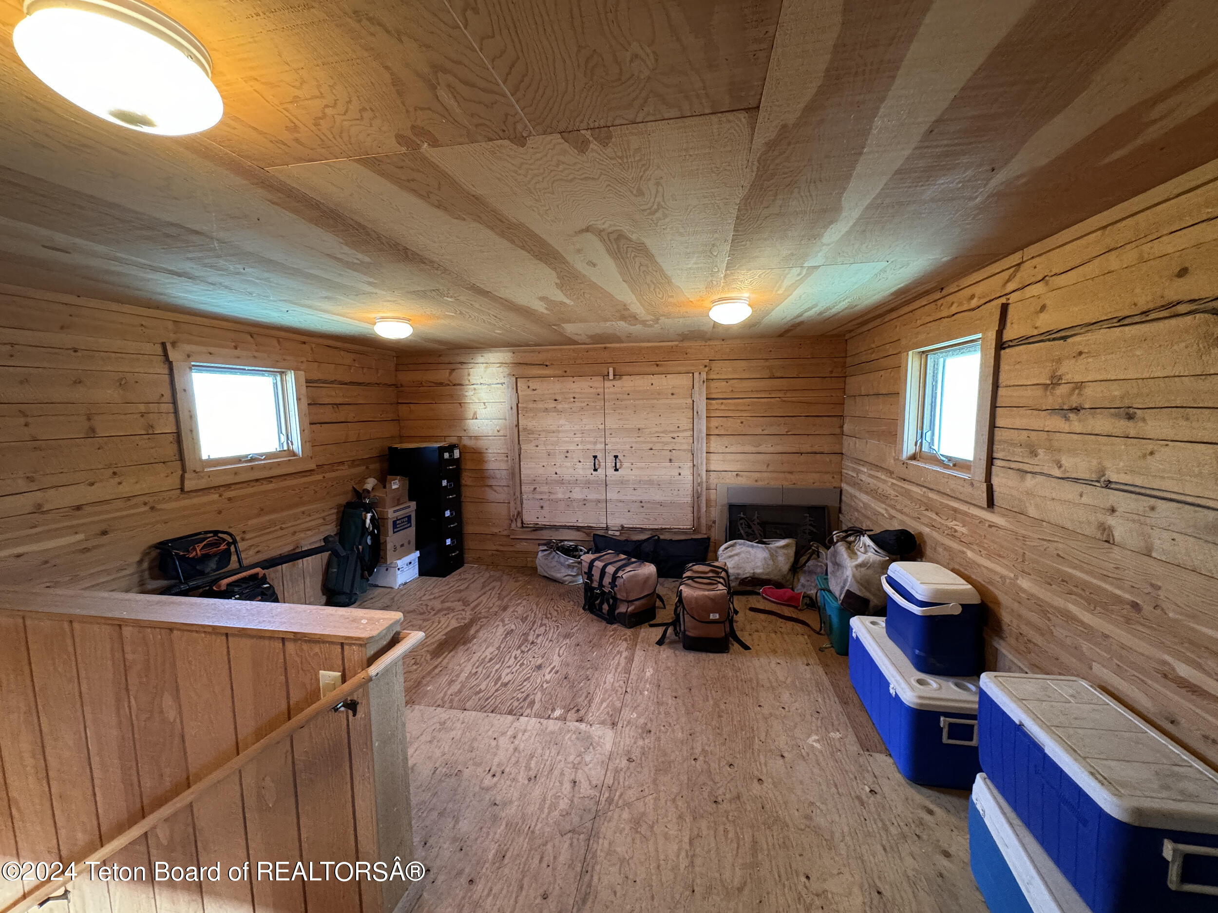 Alta, Wyoming 83414, United States, 5 Bedrooms Bedrooms, ,3 BathroomsBathrooms,Residential,Active,57457