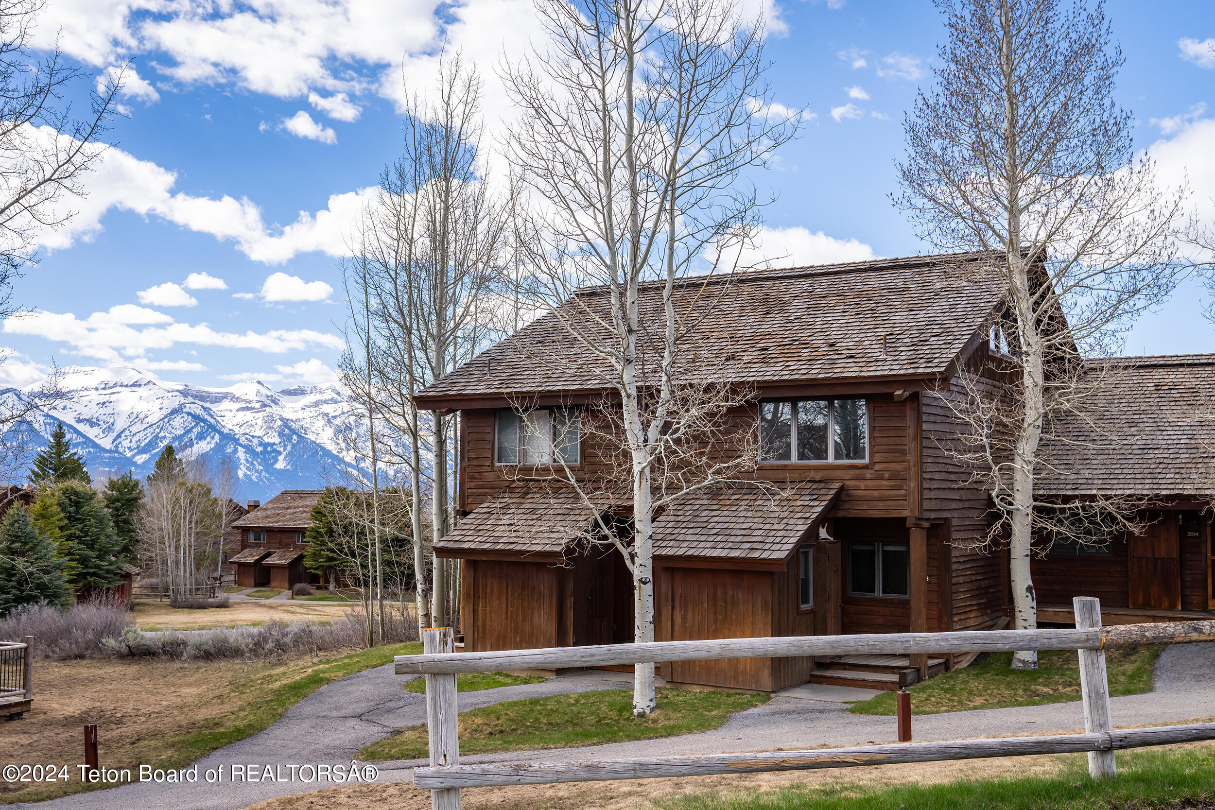 Jackson, Wyoming 83001, United States, 2 Bedrooms Bedrooms, ,2 BathroomsBathrooms,Residential,Active,54396
