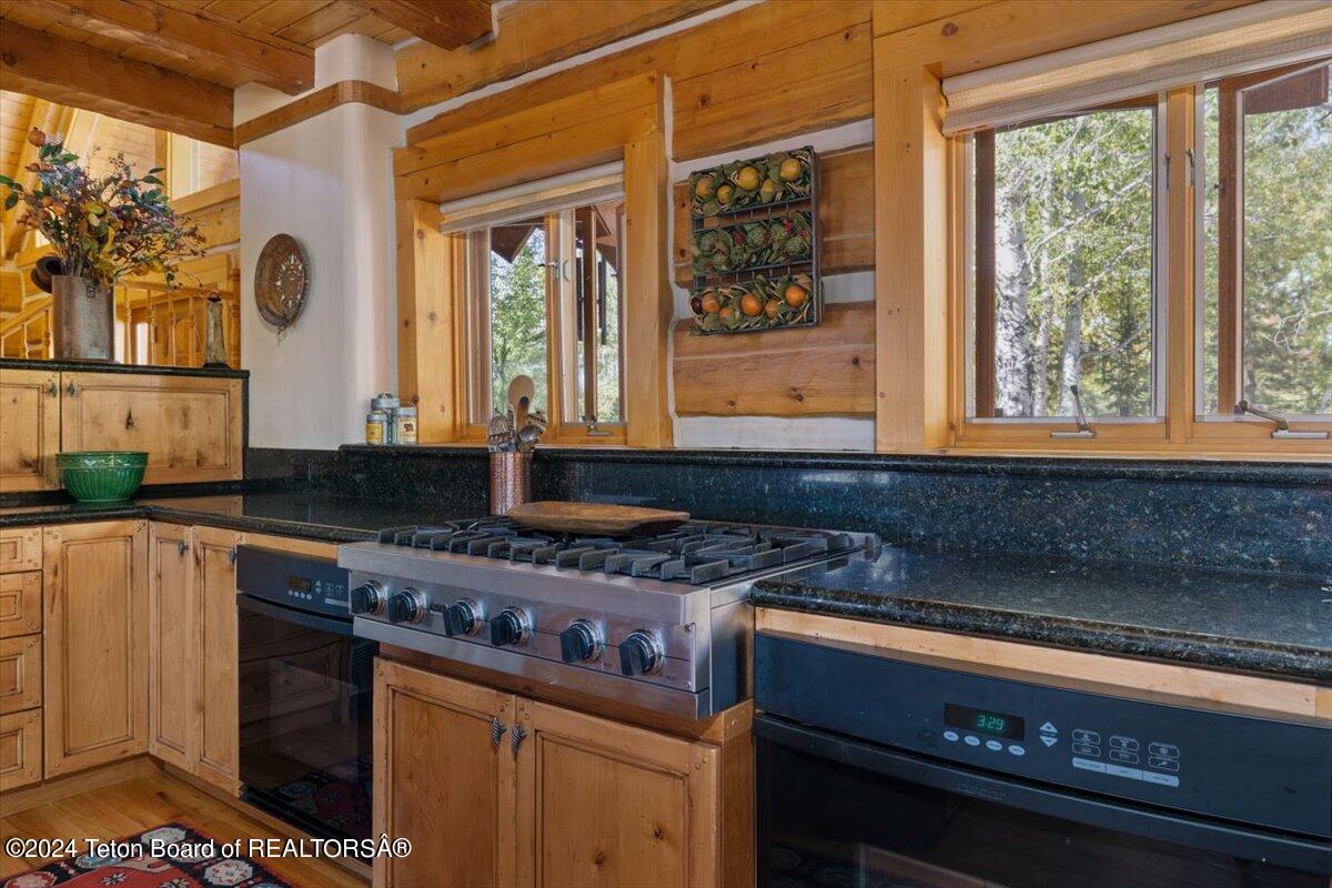 Alta, Wyoming 83414, United States, 6 Bedrooms Bedrooms, ,7 BathroomsBathrooms,Residential,Active,61781