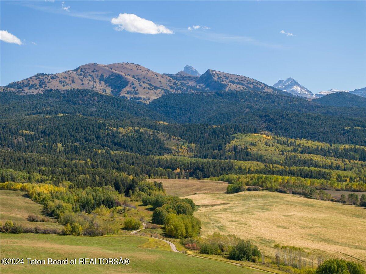 Alta, Wyoming 83414, United States, 6 Bedrooms Bedrooms, ,7 BathroomsBathrooms,Residential,Active,61781