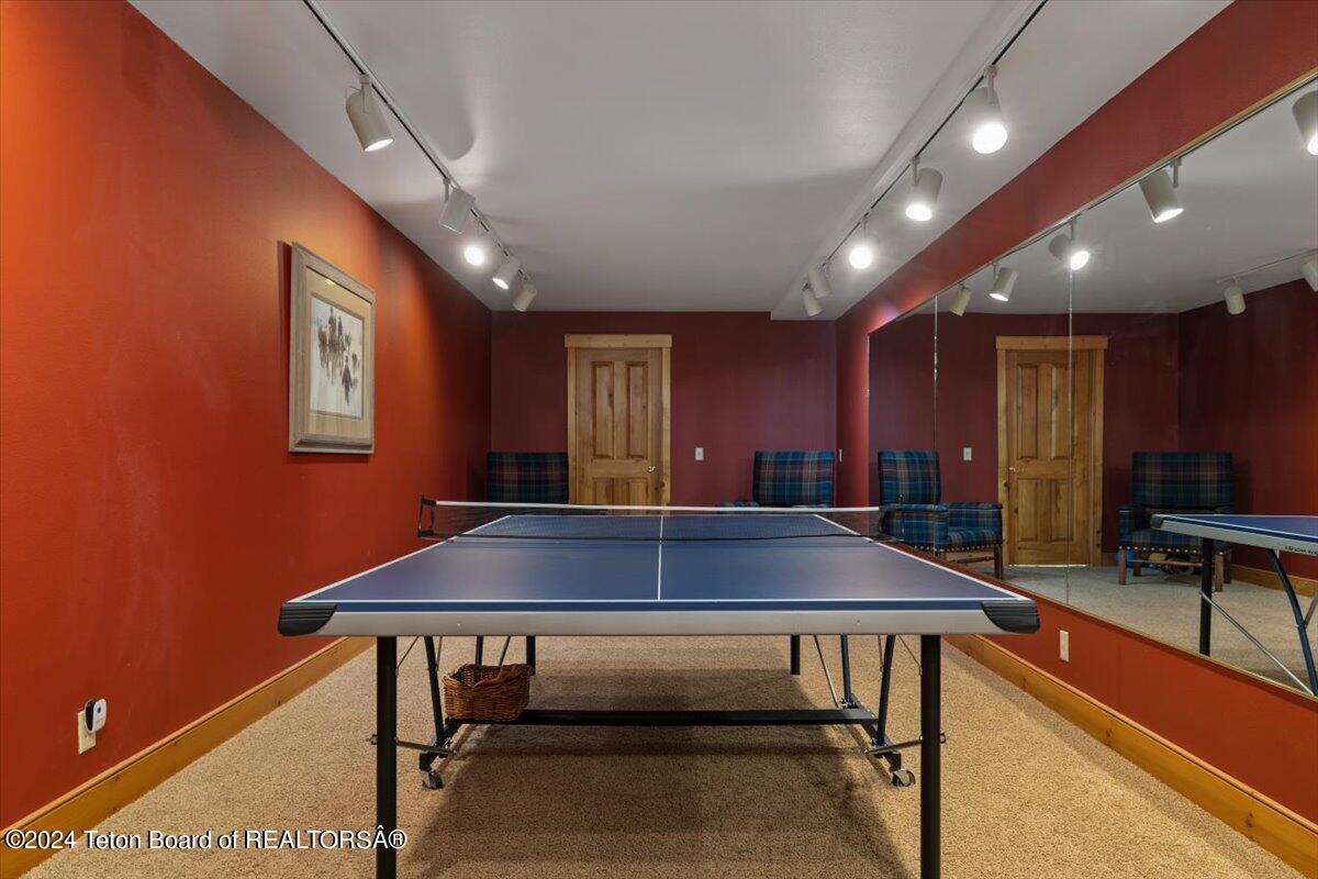 Alta, Wyoming 83414, United States, 6 Bedrooms Bedrooms, ,7 BathroomsBathrooms,Residential,Active,61781