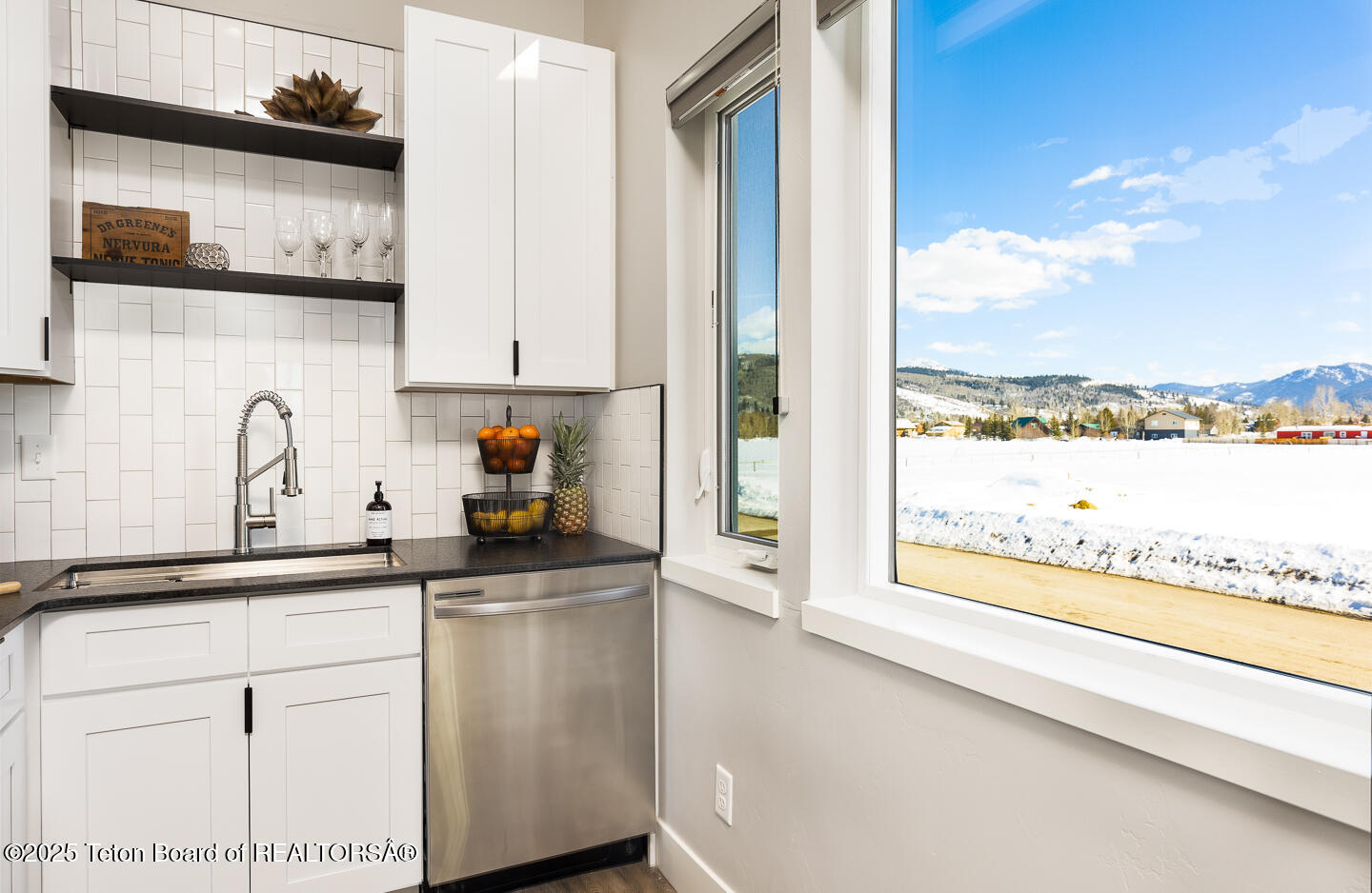 Victor, Idaho 83455, United States, 2 Bedrooms Bedrooms, ,1 BathroomBathrooms,Residential,Active,115670