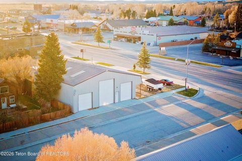 Photo of 704 W Pine Street, Pinedale, WY 82941 (MLS # 26-850)