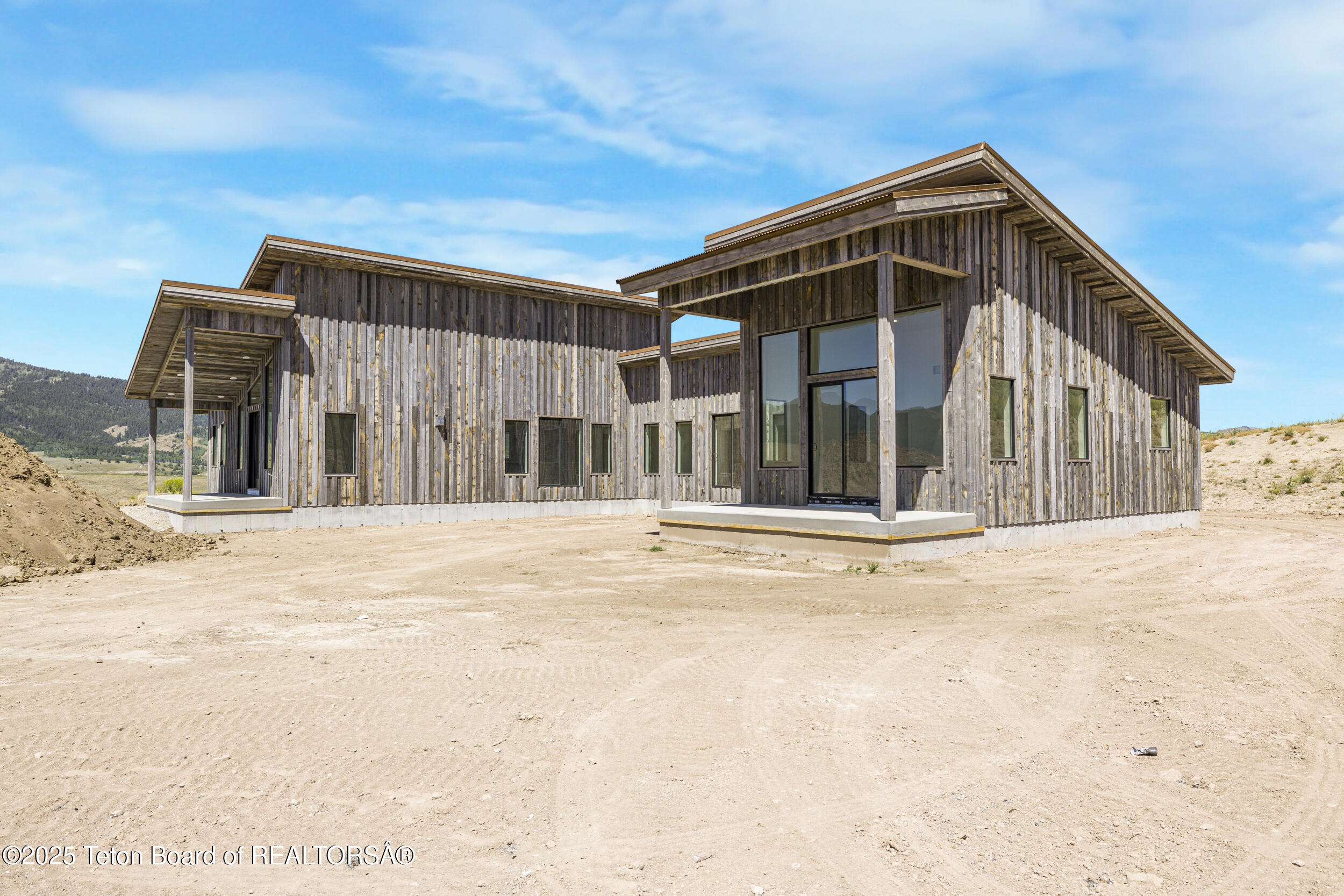 Auburn, Idaho 83111, United States, 5 Bedrooms Bedrooms, ,3 BathroomsBathrooms,Residential,Active,190364