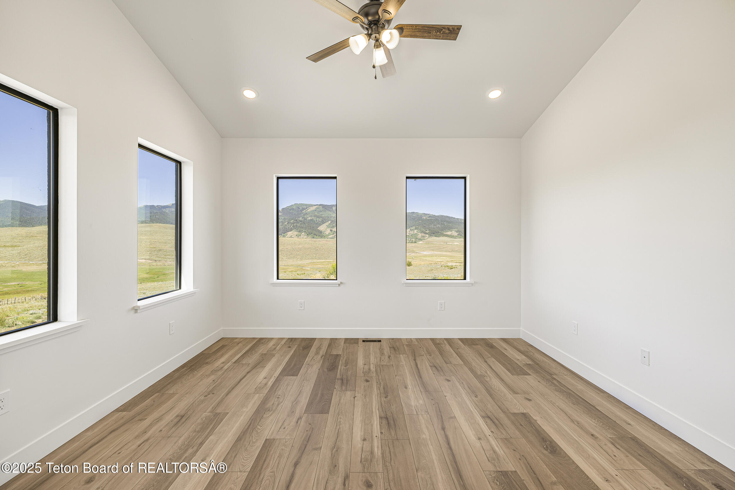 Auburn, Idaho 83111, United States, 5 Bedrooms Bedrooms, ,3 BathroomsBathrooms,Residential,Active,190364