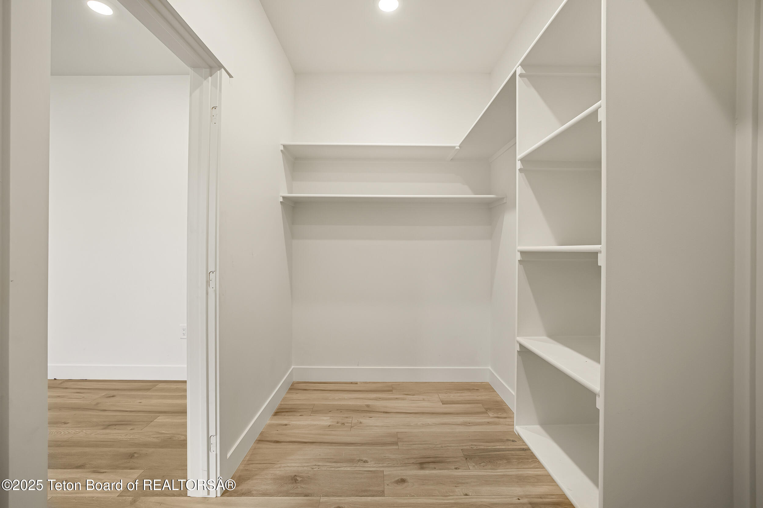 Auburn, Idaho 83111, United States, 5 Bedrooms Bedrooms, ,3 BathroomsBathrooms,Residential,Active,190364