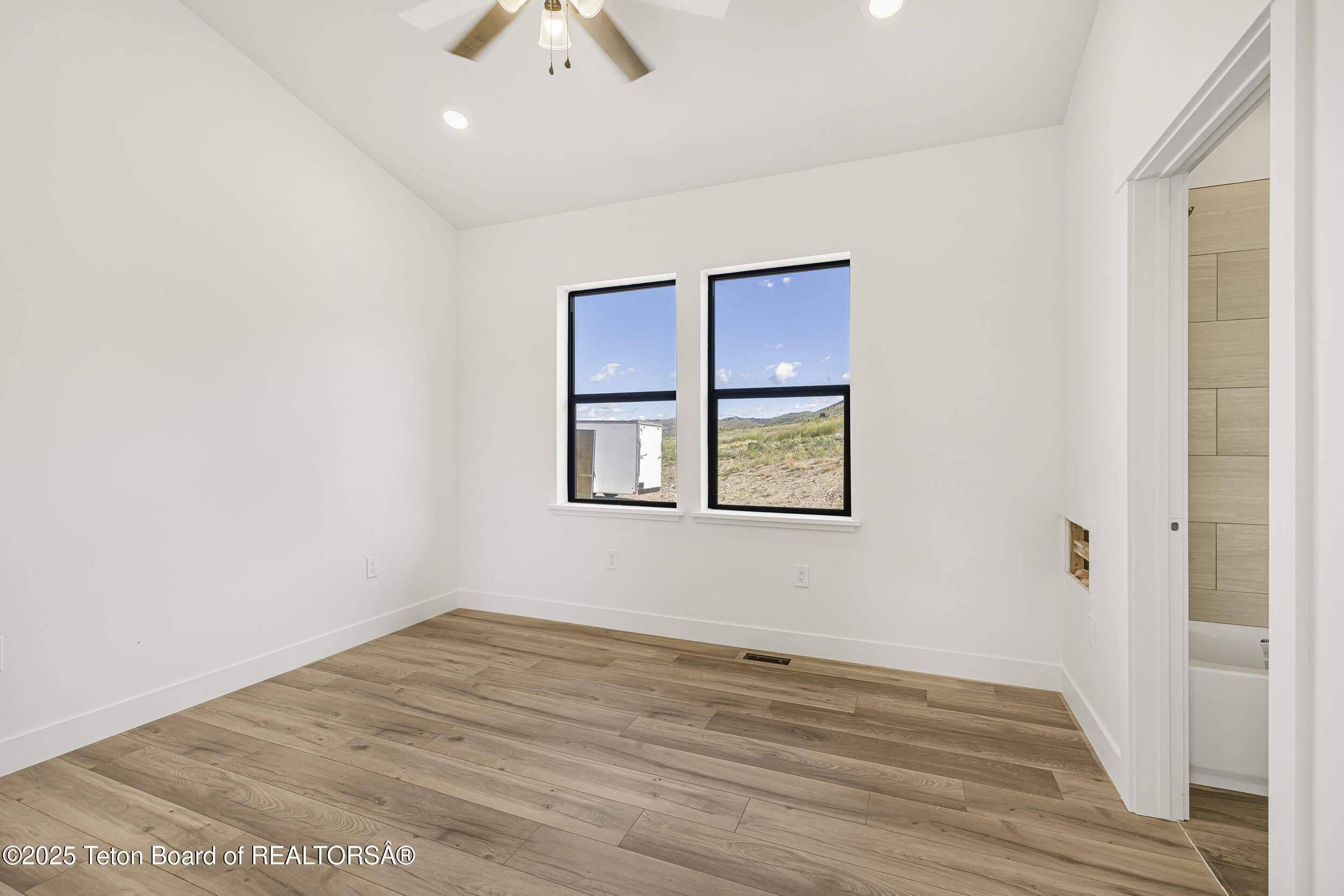 Auburn, Idaho 83111, United States, 5 Bedrooms Bedrooms, ,3 BathroomsBathrooms,Residential,Active,190364