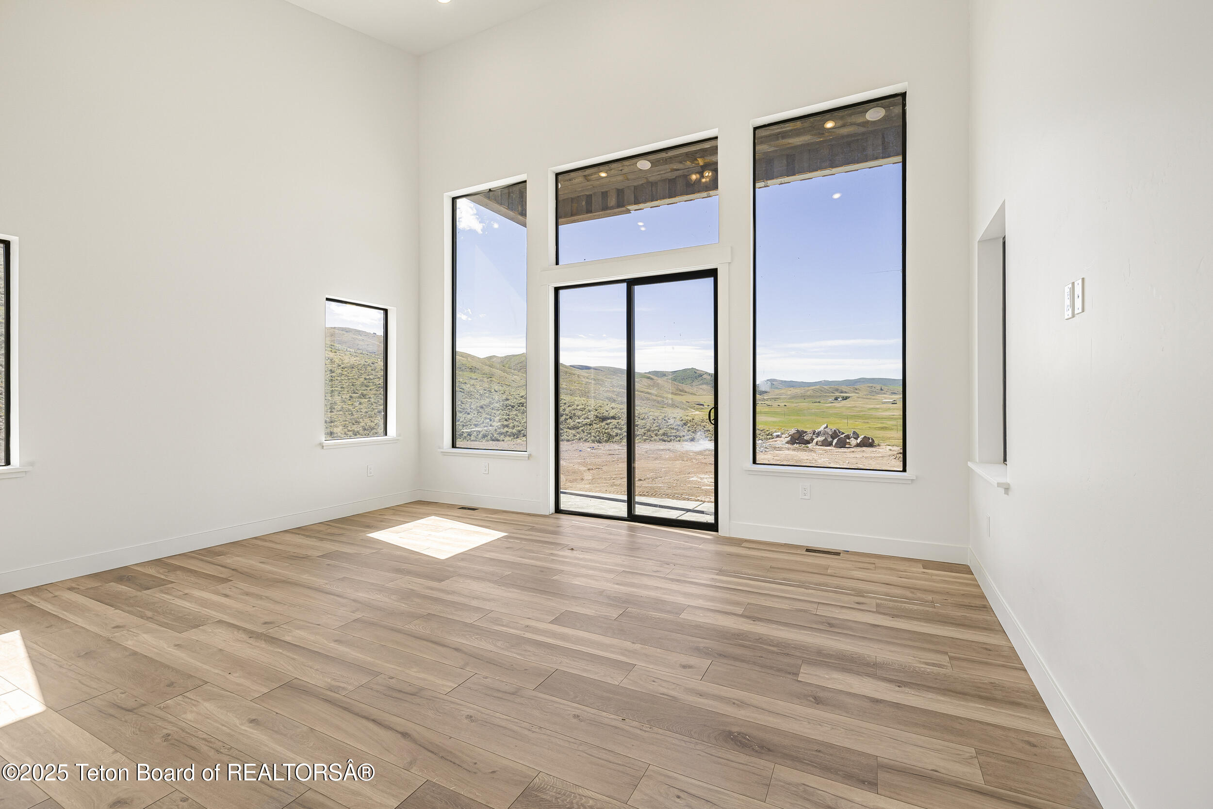 Auburn, Idaho 83111, United States, 5 Bedrooms Bedrooms, ,3 BathroomsBathrooms,Residential,Active,190364