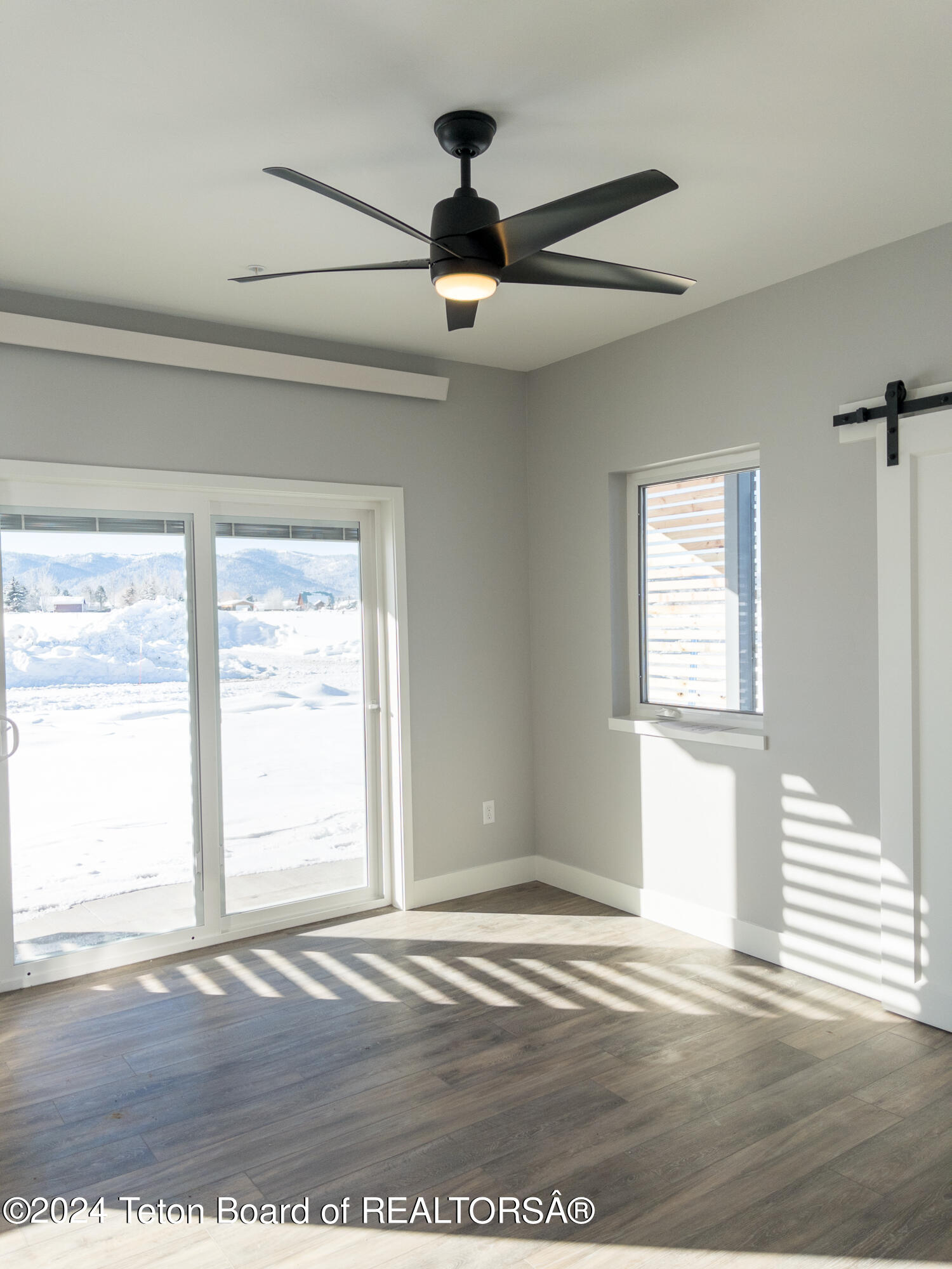 Victor, Idaho 83452, United States, 2 Bedrooms Bedrooms, ,1 BathroomBathrooms,Residential,Pending,64030