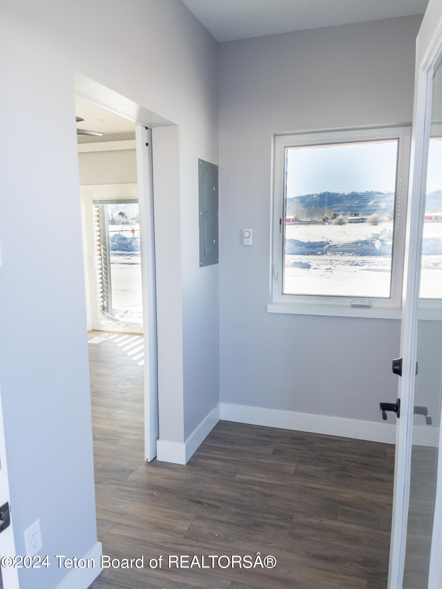 Victor, Idaho 83452, United States, 2 Bedrooms Bedrooms, ,1 BathroomBathrooms,Residential,Pending,64030