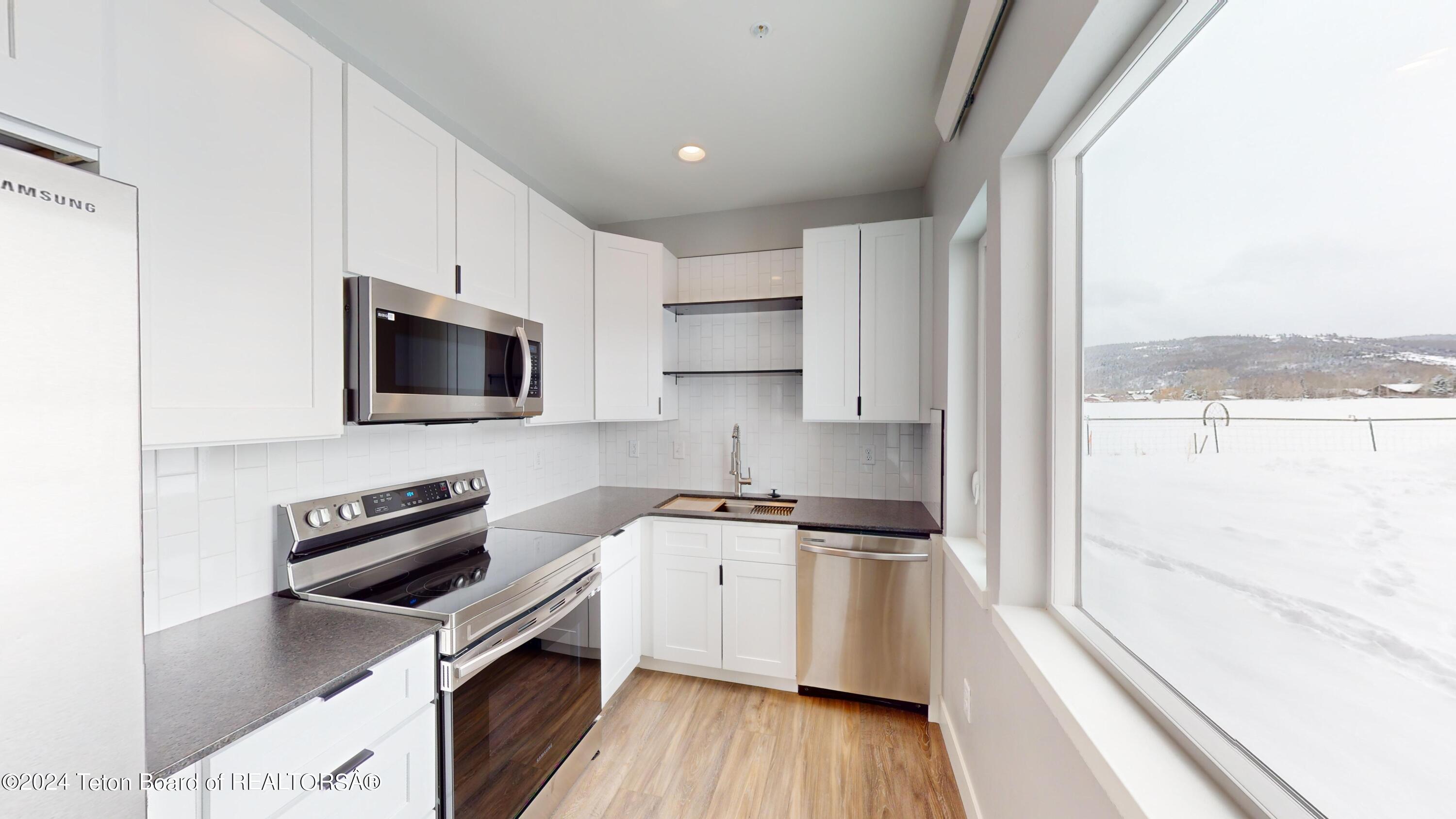 Victor, Idaho 83452, United States, 2 Bedrooms Bedrooms, ,1 BathroomBathrooms,Residential,Pending,64030