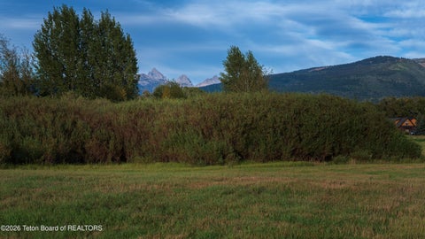 Photo of 6205 FOX SPRINGS Drive, Victor, ID 83455 (MLS # 26-2376)
