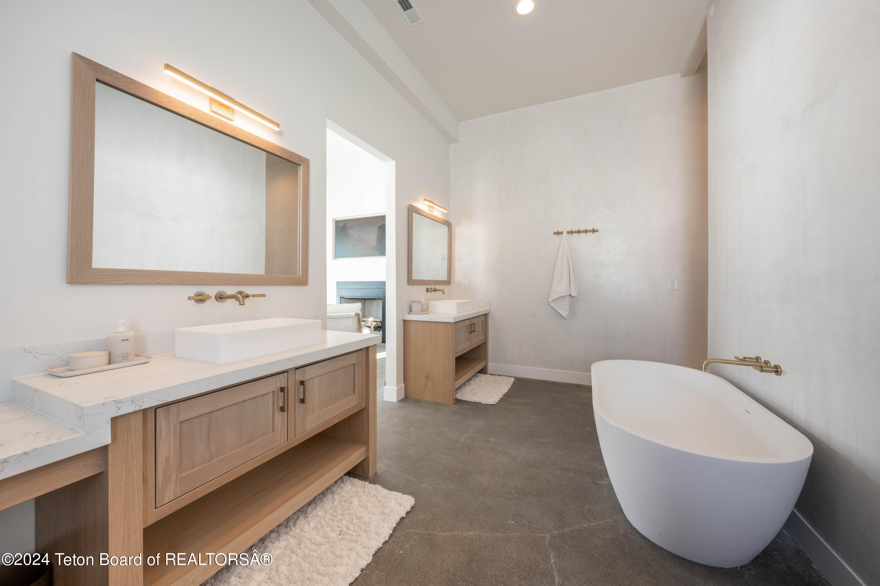 Swan Valley, Idaho 83449, United States, 5 Bedrooms Bedrooms, ,7 BathroomsBathrooms,Residential,Active,64933